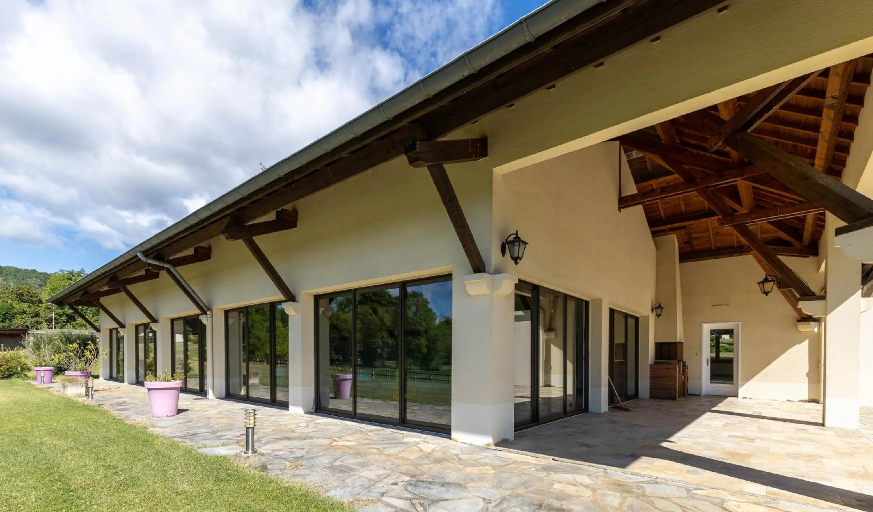 Swimming pool in Ma Tranquillite