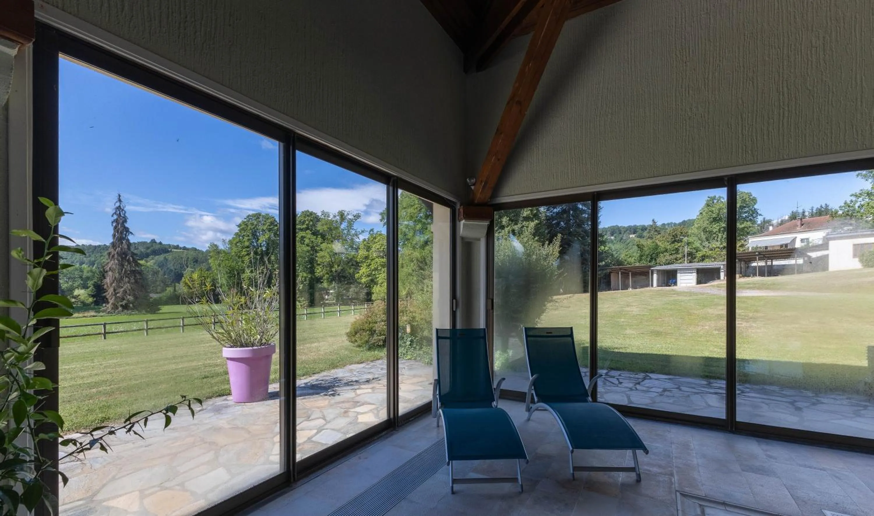 Swimming pool in Ma Tranquillite