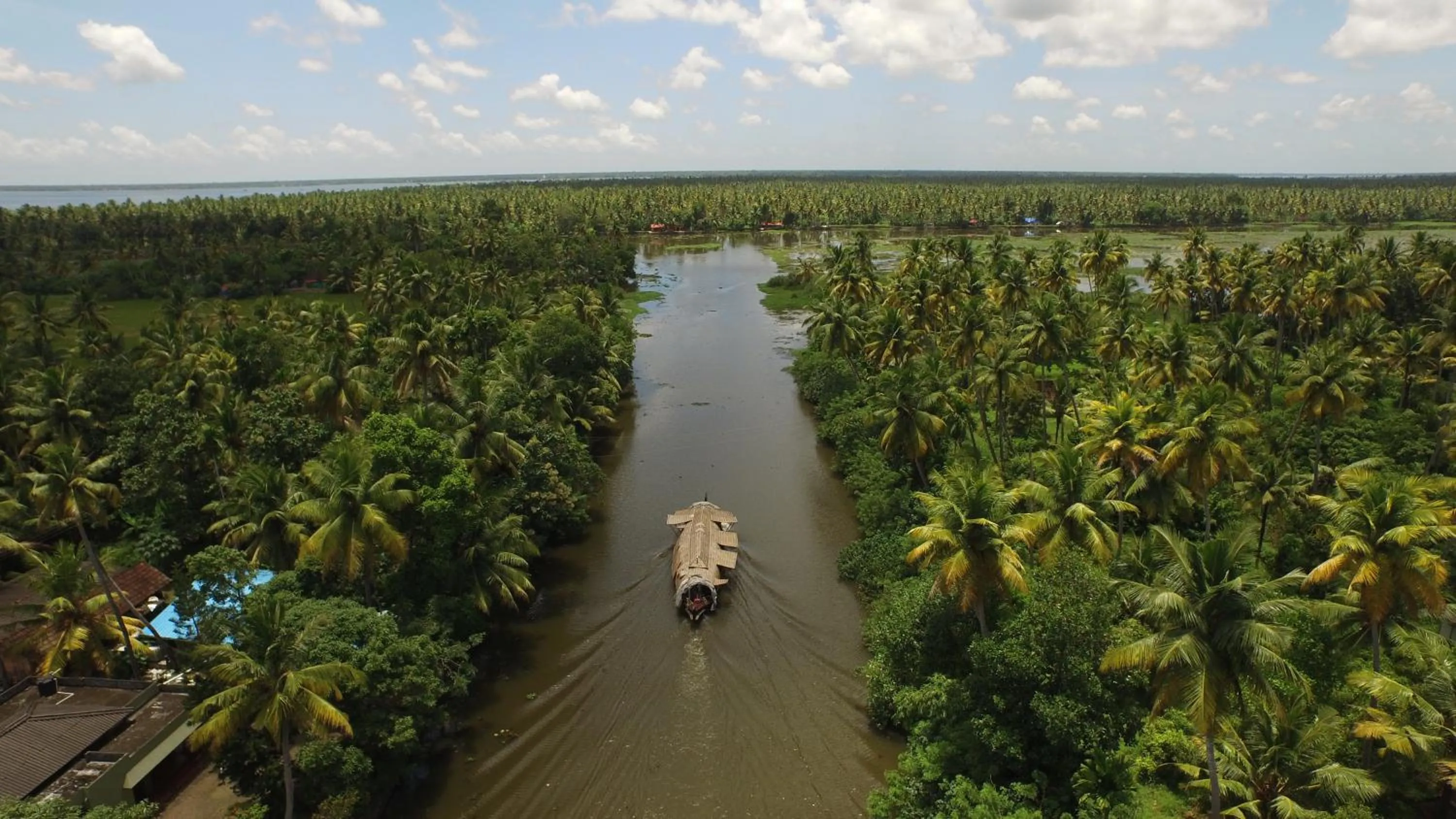 Spice Coast Cruises - Houseboat, A CGH Earth Experience