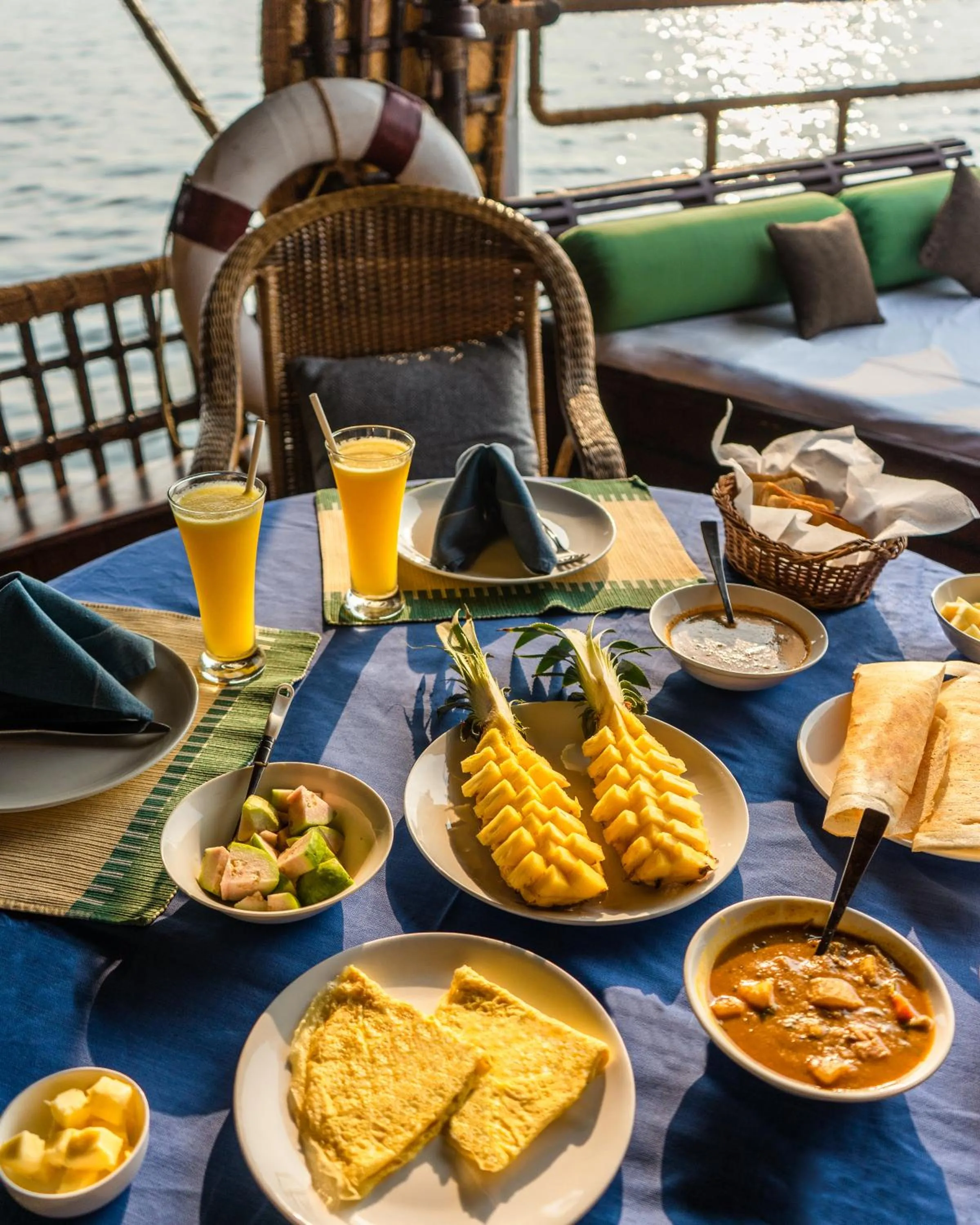 Spice Coast Cruises - Houseboat, A CGH Earth Experience