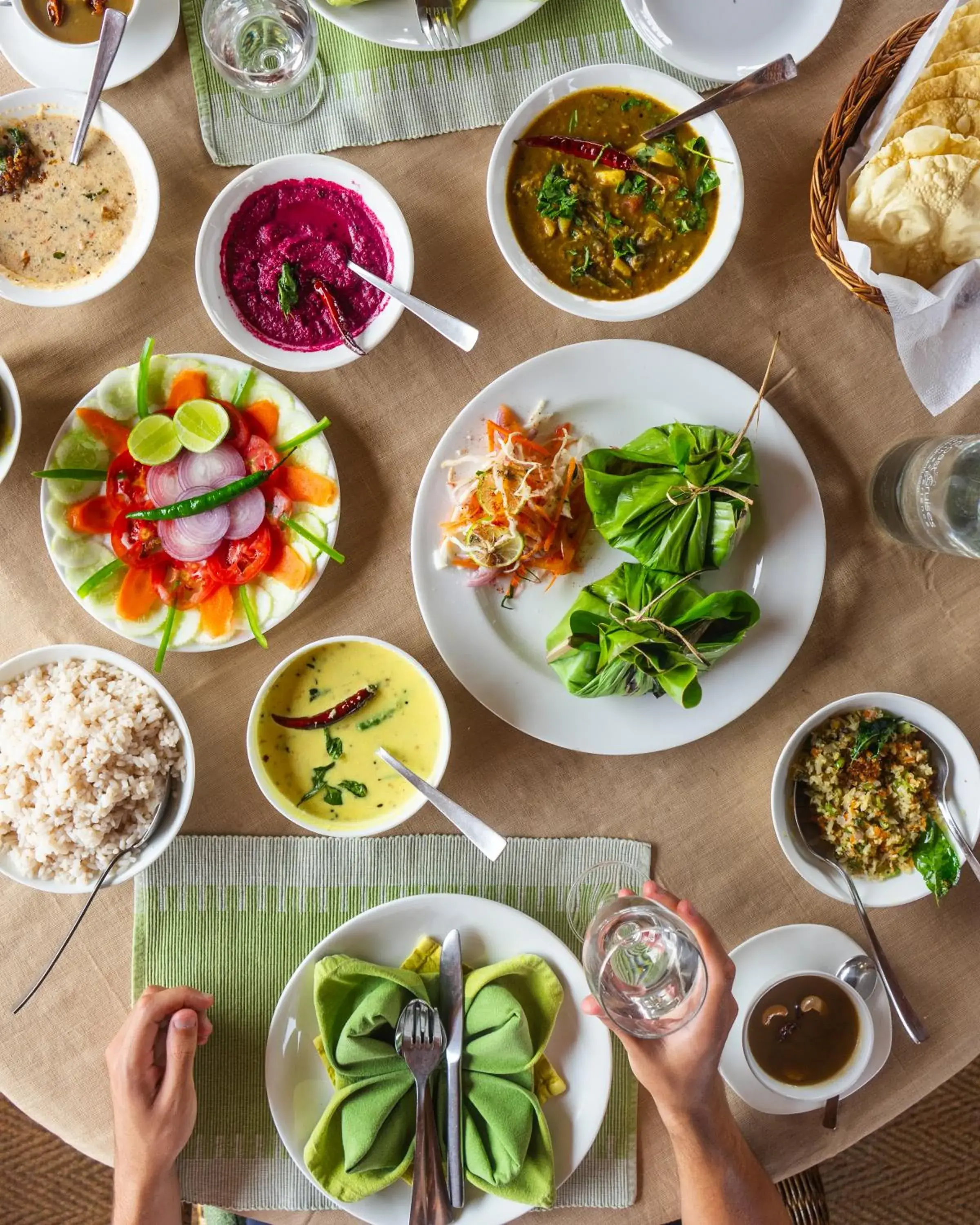 Food and drinks in Spice Coast Cruises - Houseboat, A CGH Earth Experience Food and drinks in Spice Coast Cruises - Houseboat, A CGH Earth Experience