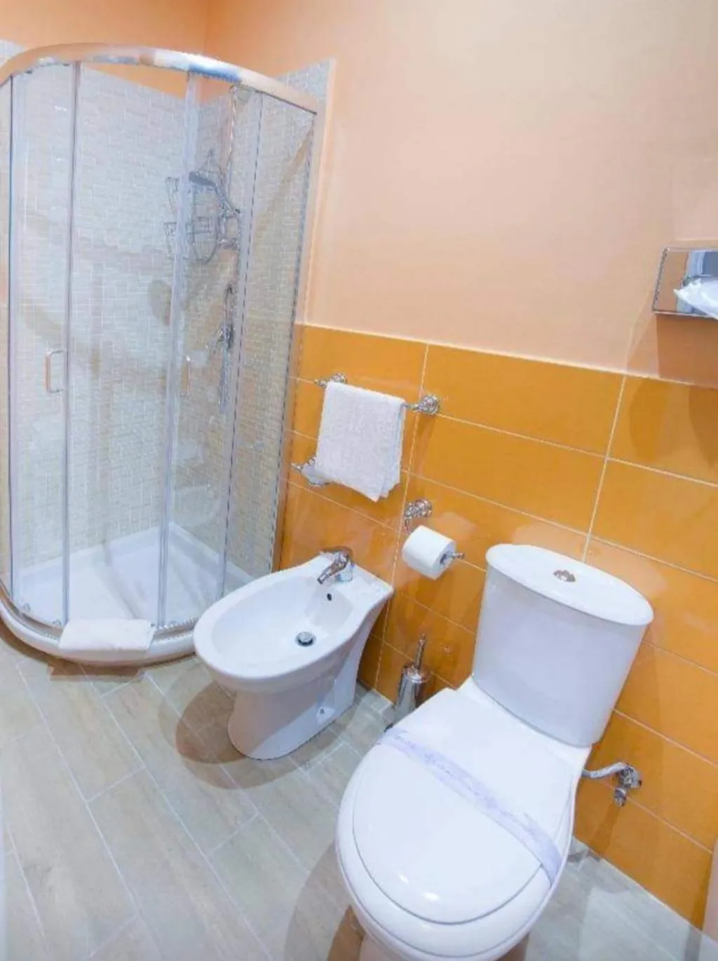 Toilet in B&B Antonello da Messina