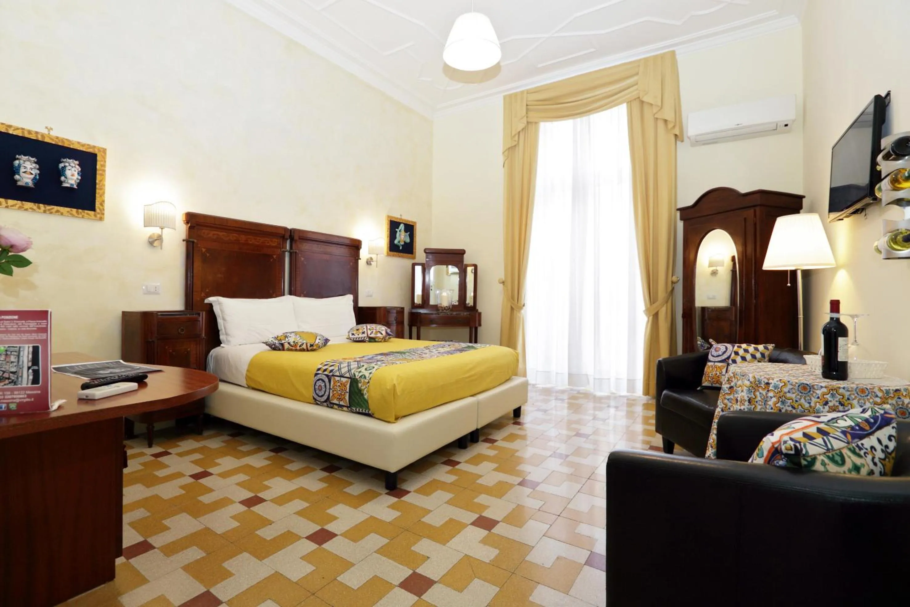 Photo of the whole room, Bed in B&B Antonello da Messina