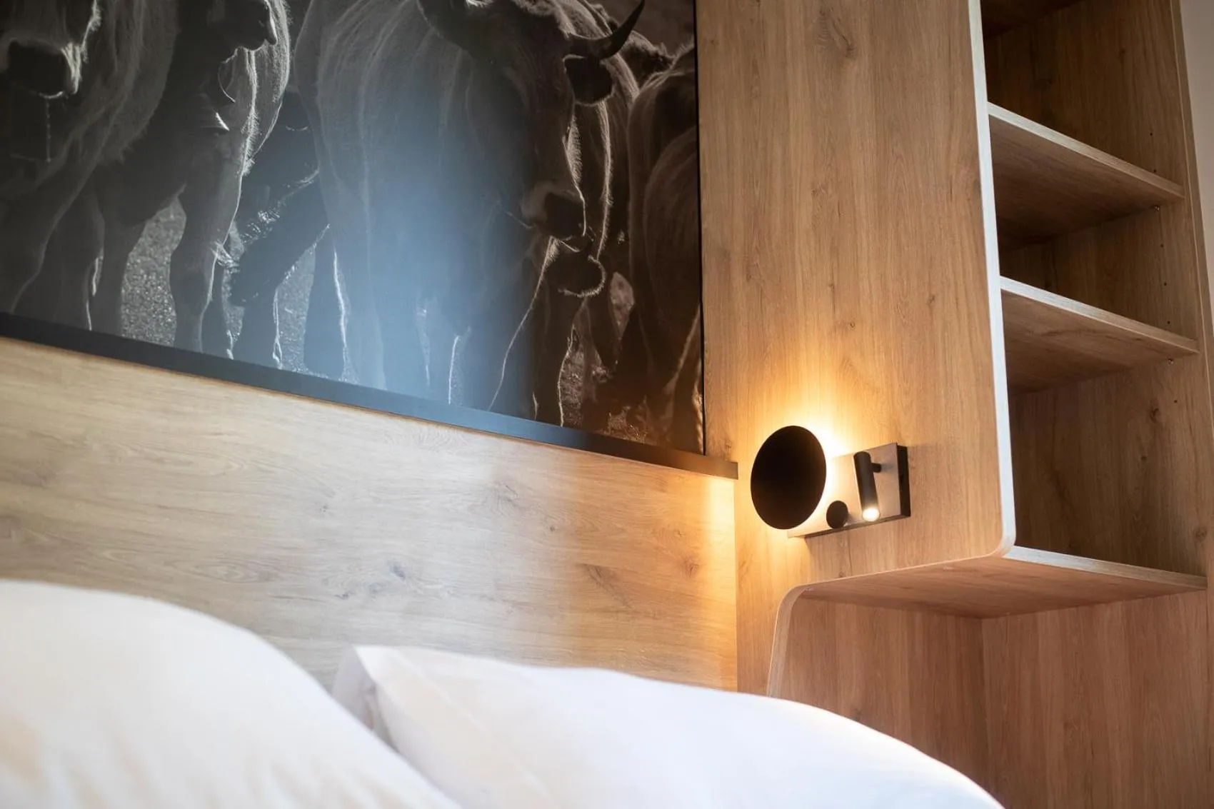 Bedroom, Bed in Hôtel-Restaurant Logis l'Aubrac Laguiole