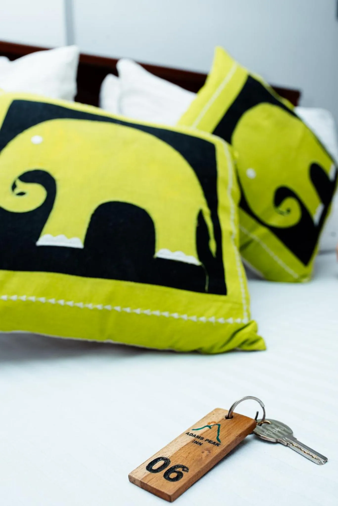 Bed in Adams Peak Inn