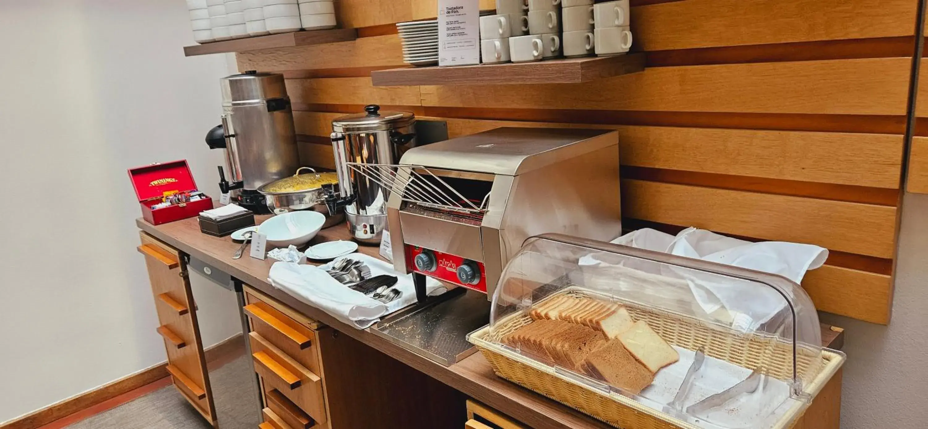 Breakfast in RQ Santiago Breakfast in RQ Santiago