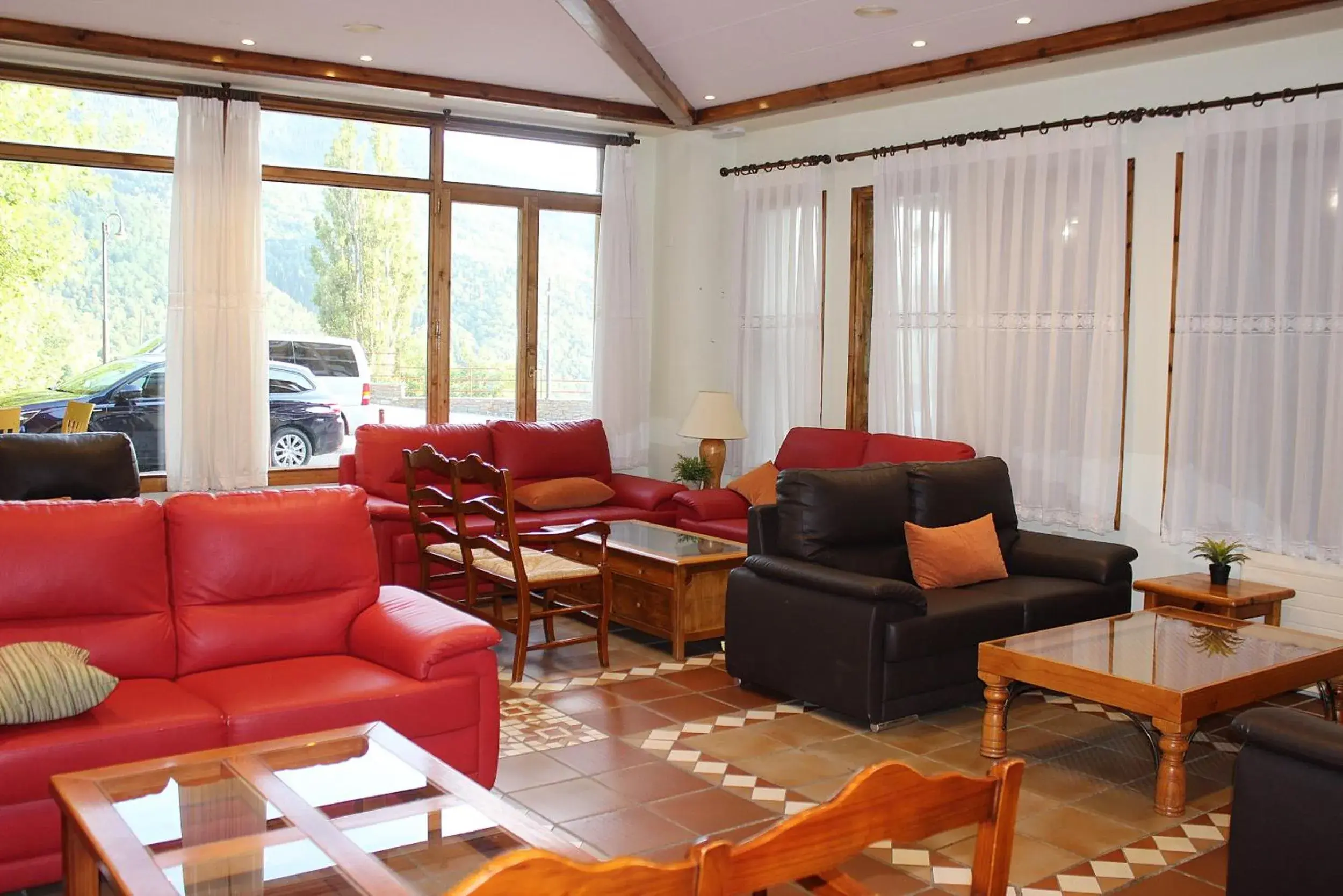 Living room in Hotel SNÖ Edelweiss Living room in Hotel SNÖ Edelweiss