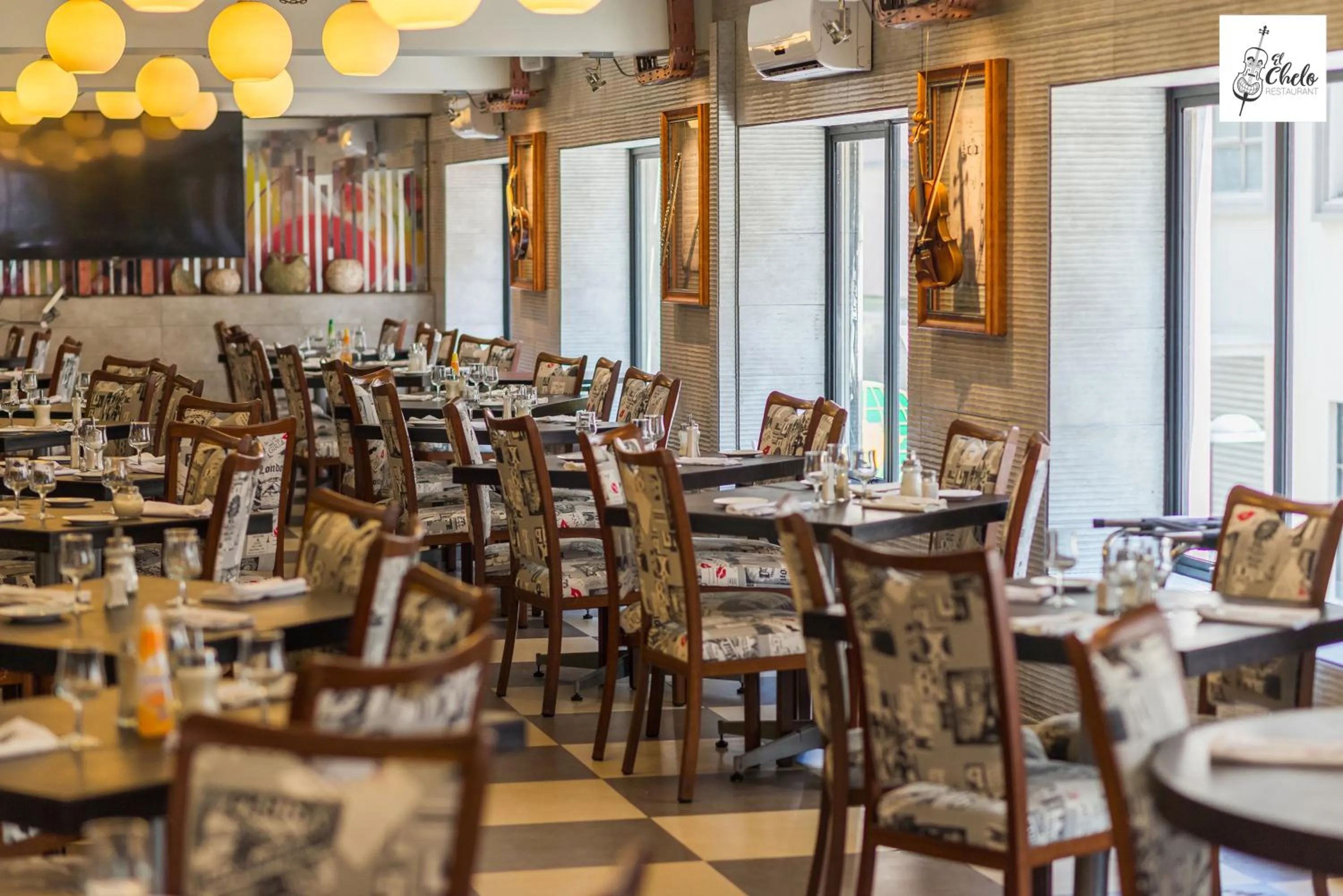 Restaurant/places to eat in Hotel Panamericano