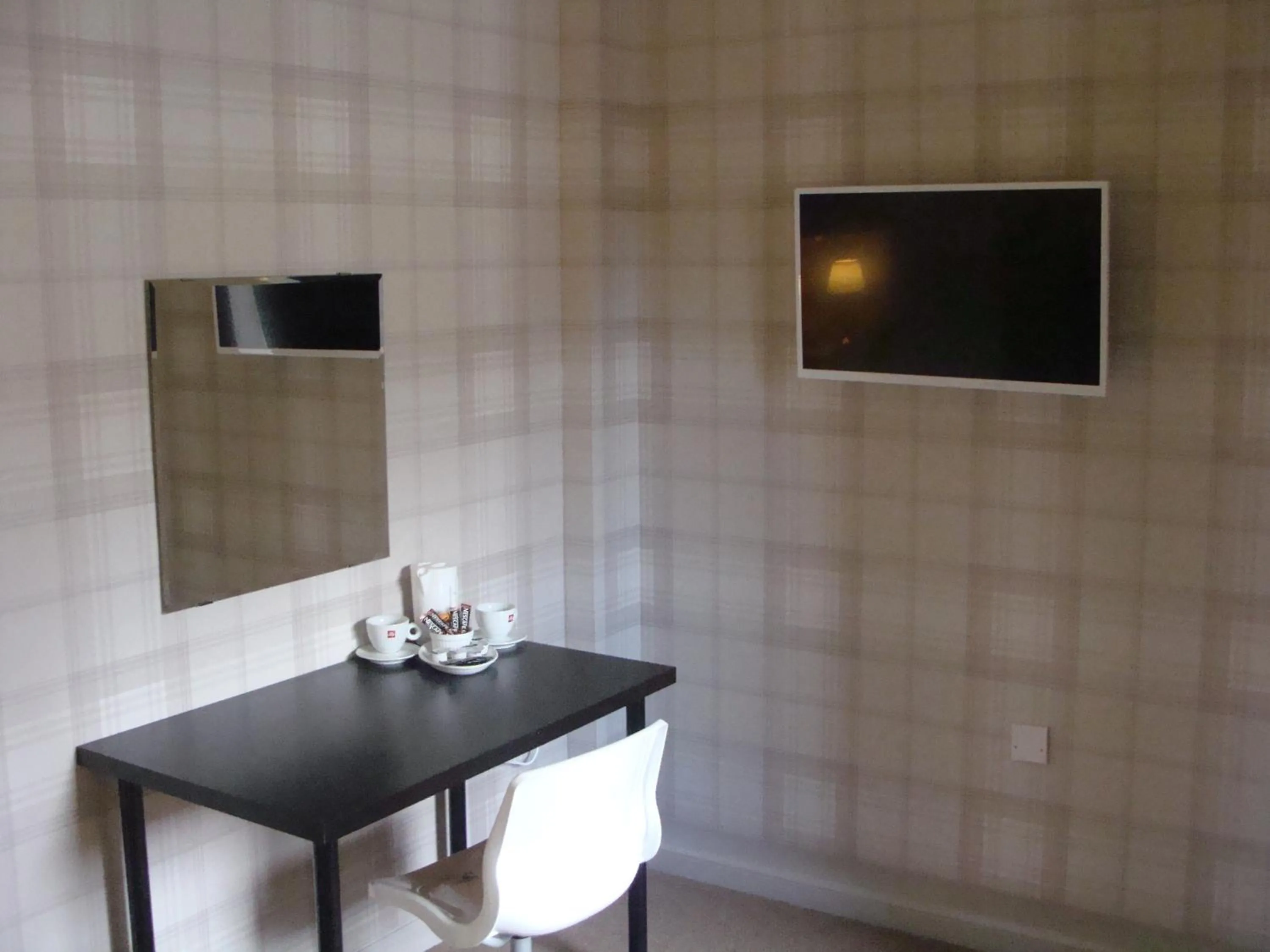 TV and multimedia in Riggend Farm Accomodation