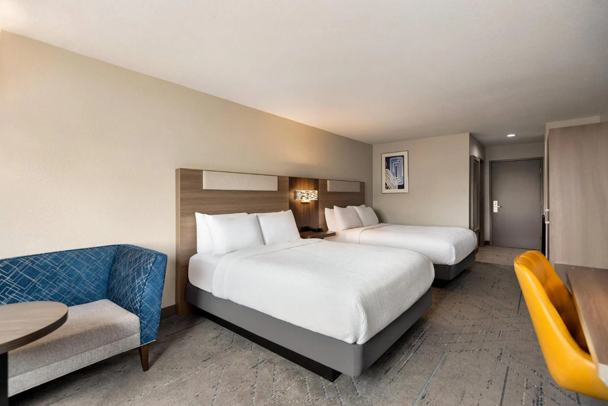 Photo of the whole room, Bed in Holiday Inn Express Morgantown by IHG