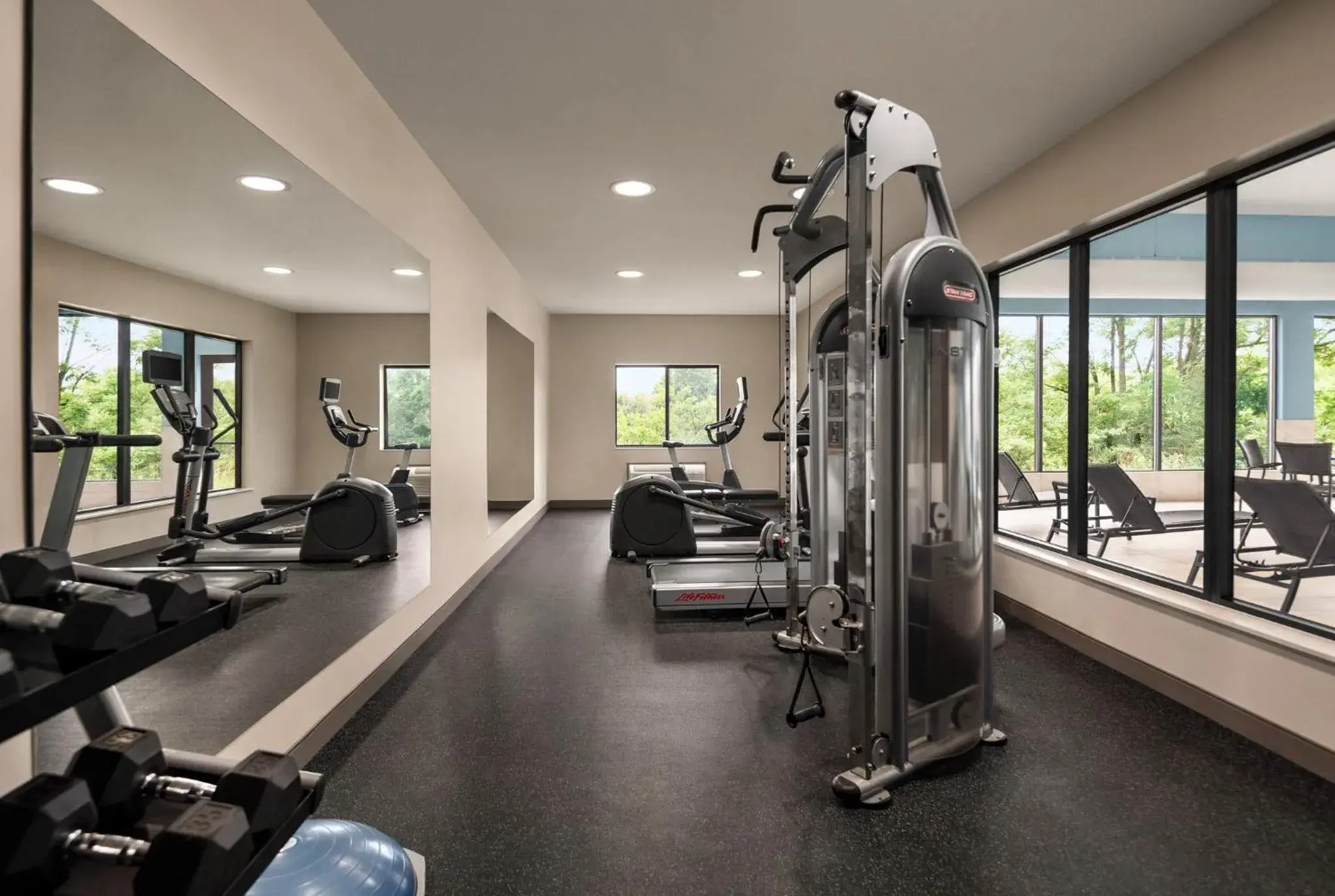 Fitness centre/facilities in Holiday Inn Express Morgantown by IHG Fitness centre/facilities in Holiday Inn Express Morgantown by IHG