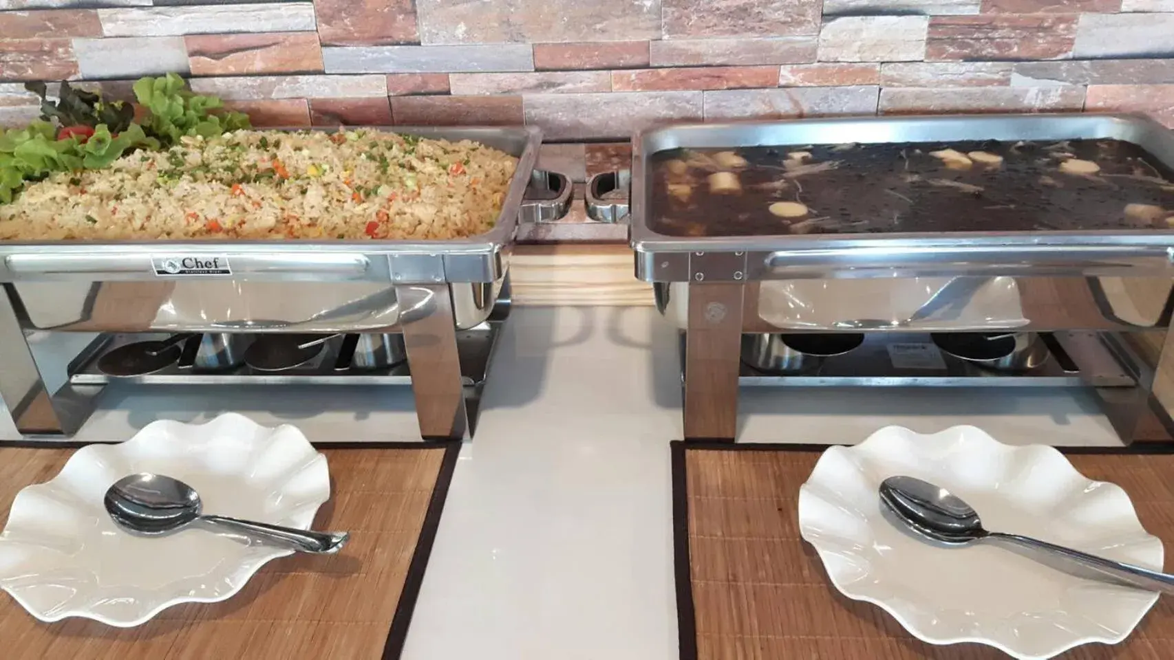 Breakfast in Tawan Anda Garden Hotel Breakfast in Tawan Anda Garden Hotel