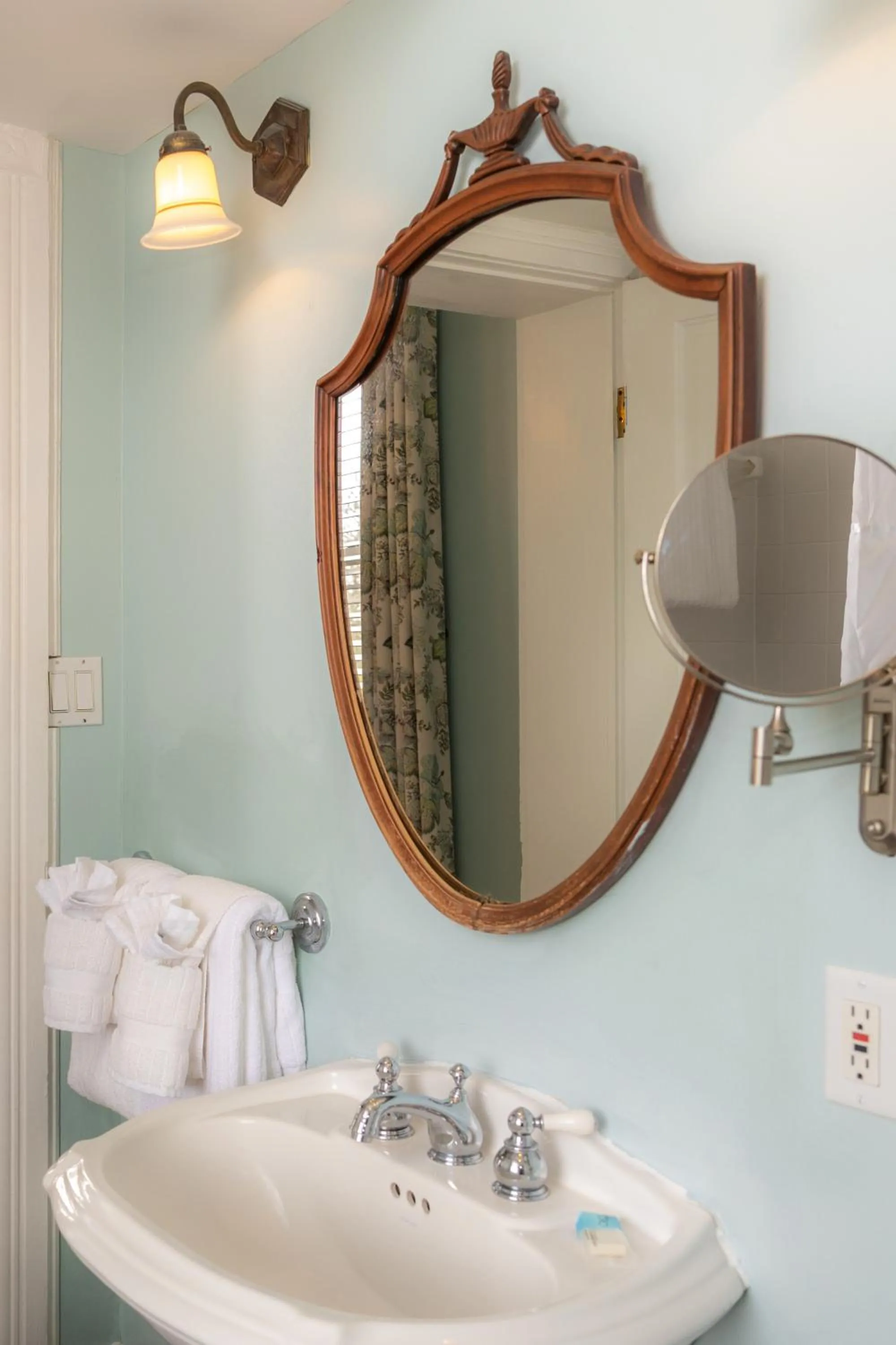 Bathroom in The Gastonian, Historic Inns of Savannah Collection
