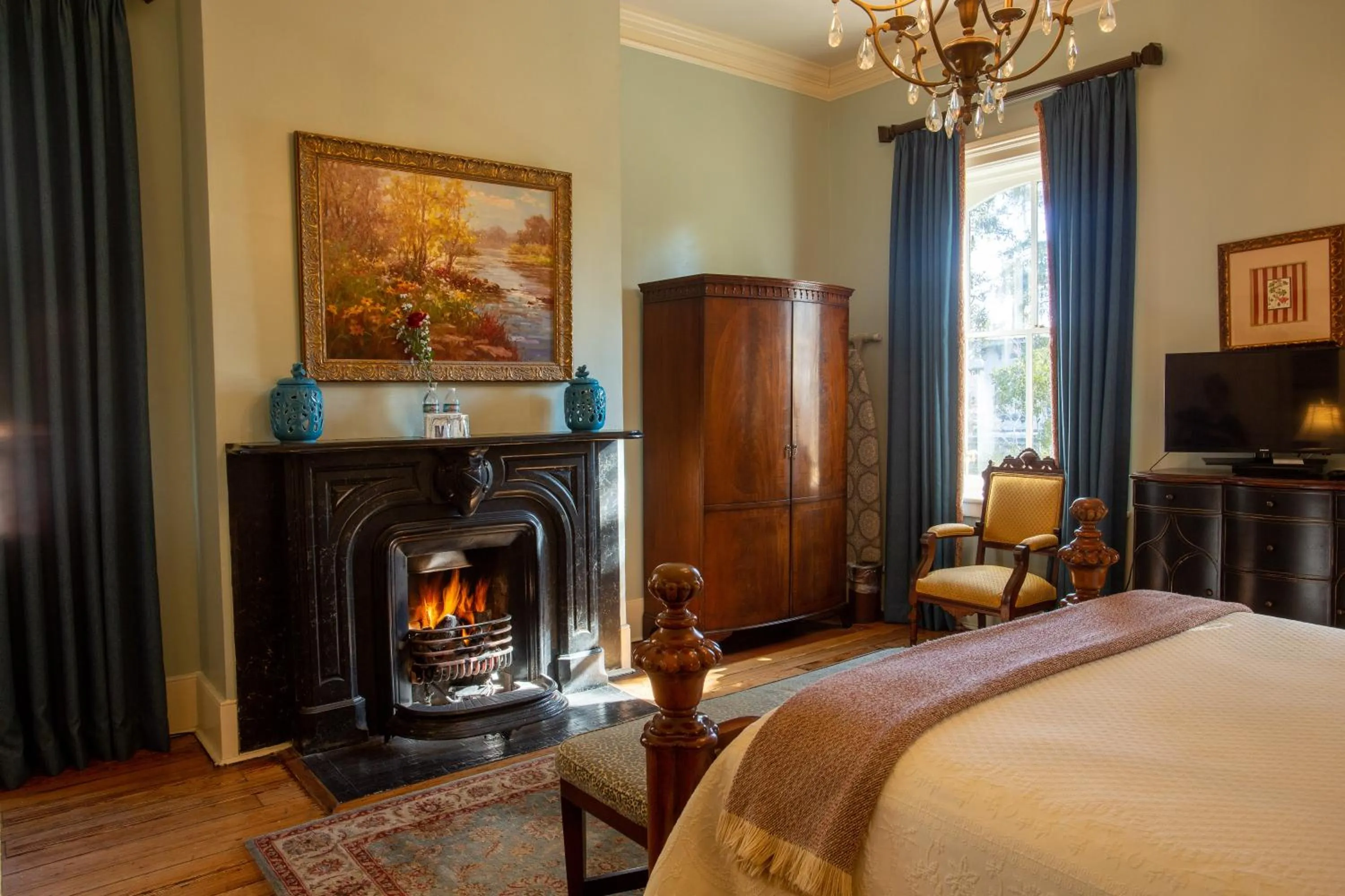 Bedroom, Bed in The Gastonian, Historic Inns of Savannah Collection
