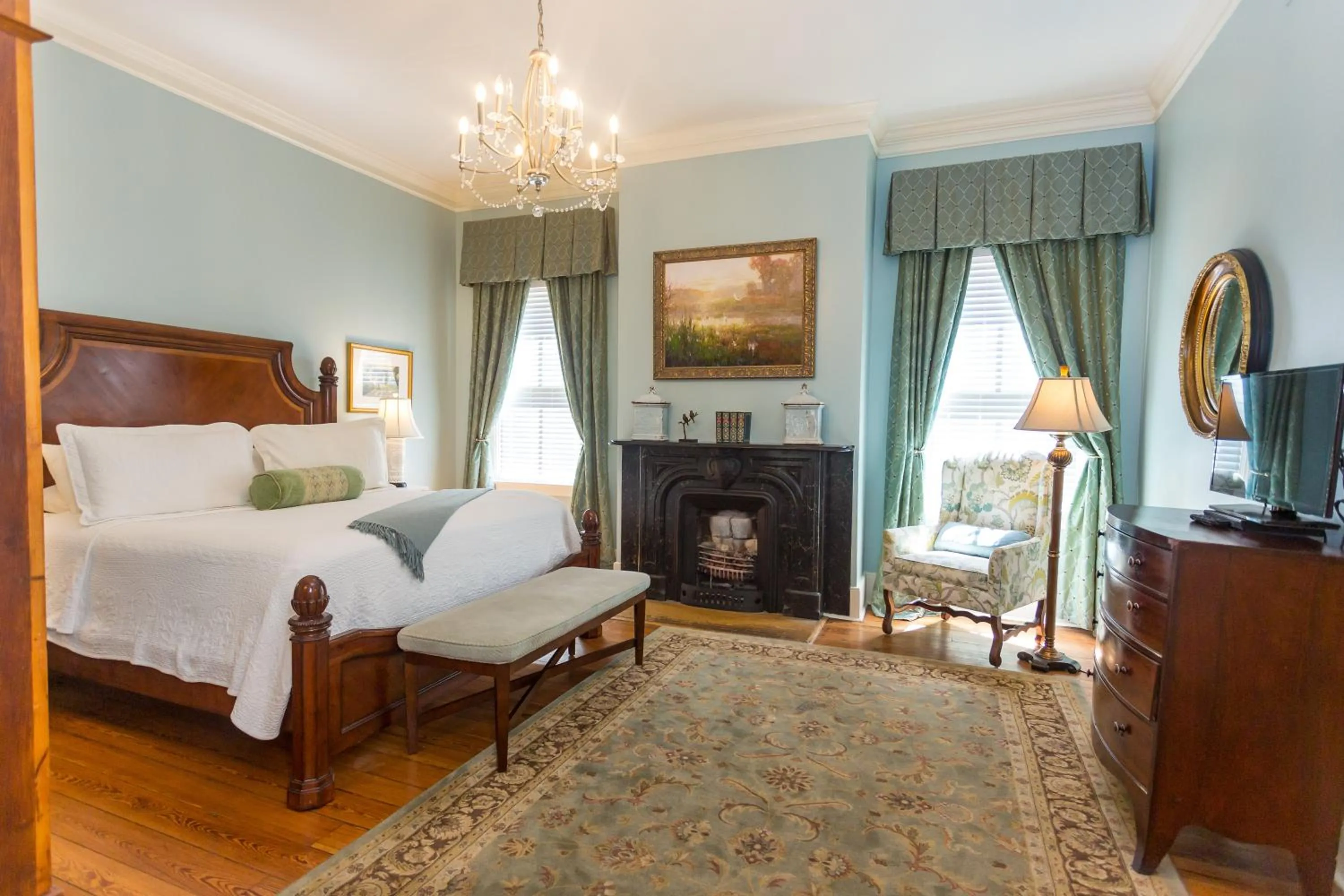 Photo of the whole room, Bed in The Gastonian, Historic Inns of Savannah Collection