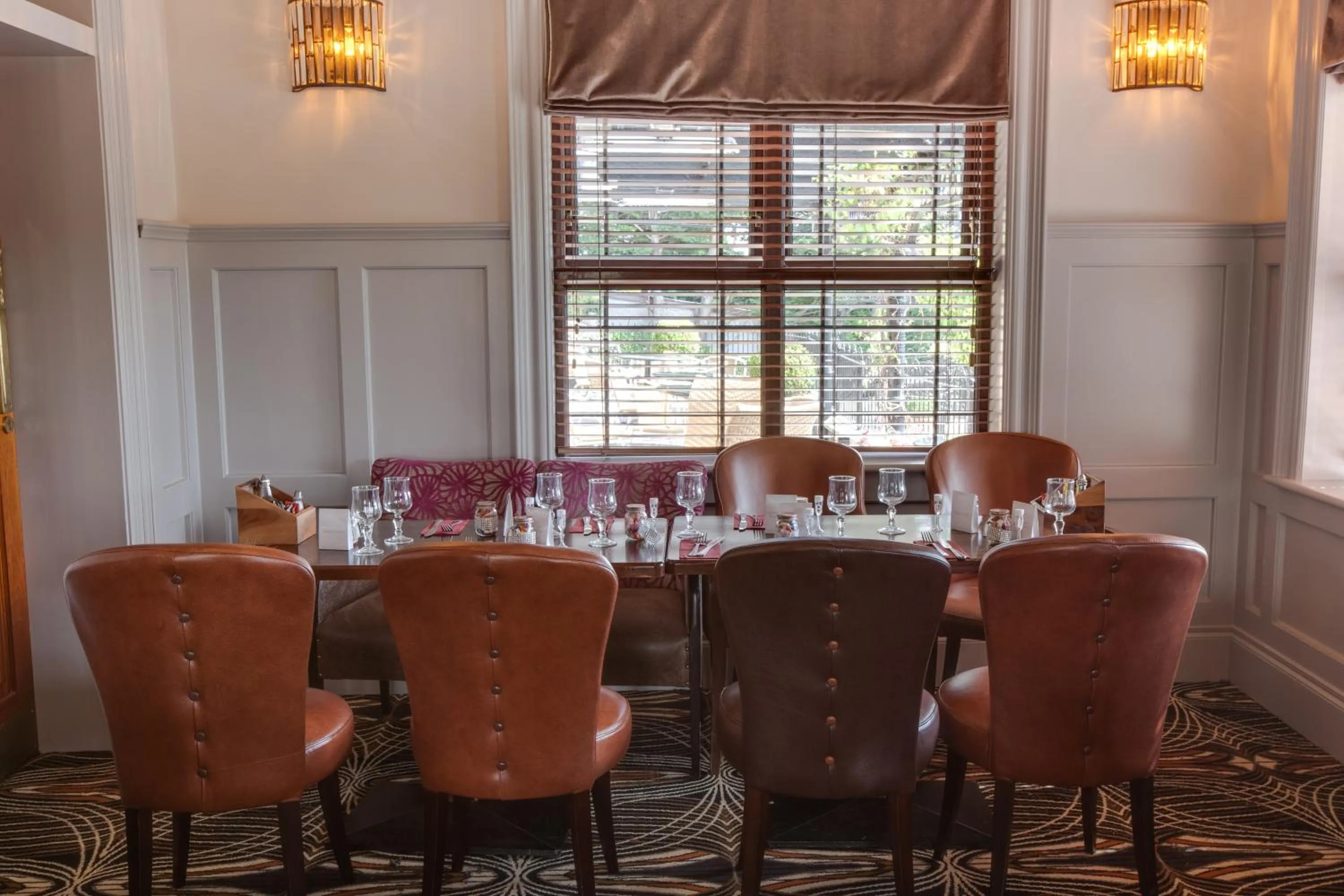 Food and drinks in Flagstaff Lodge