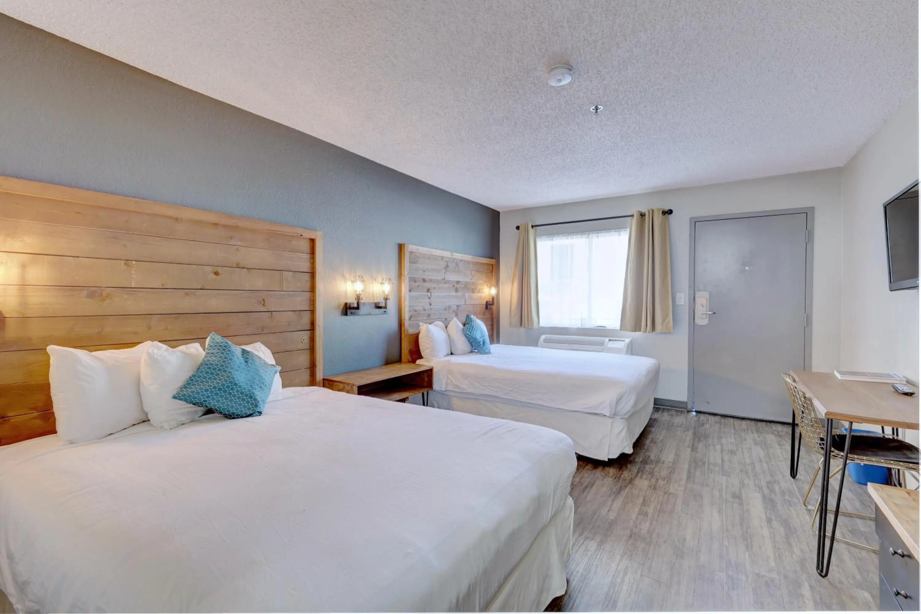 Photo of the whole room, Bed in The Infusion Beach Club