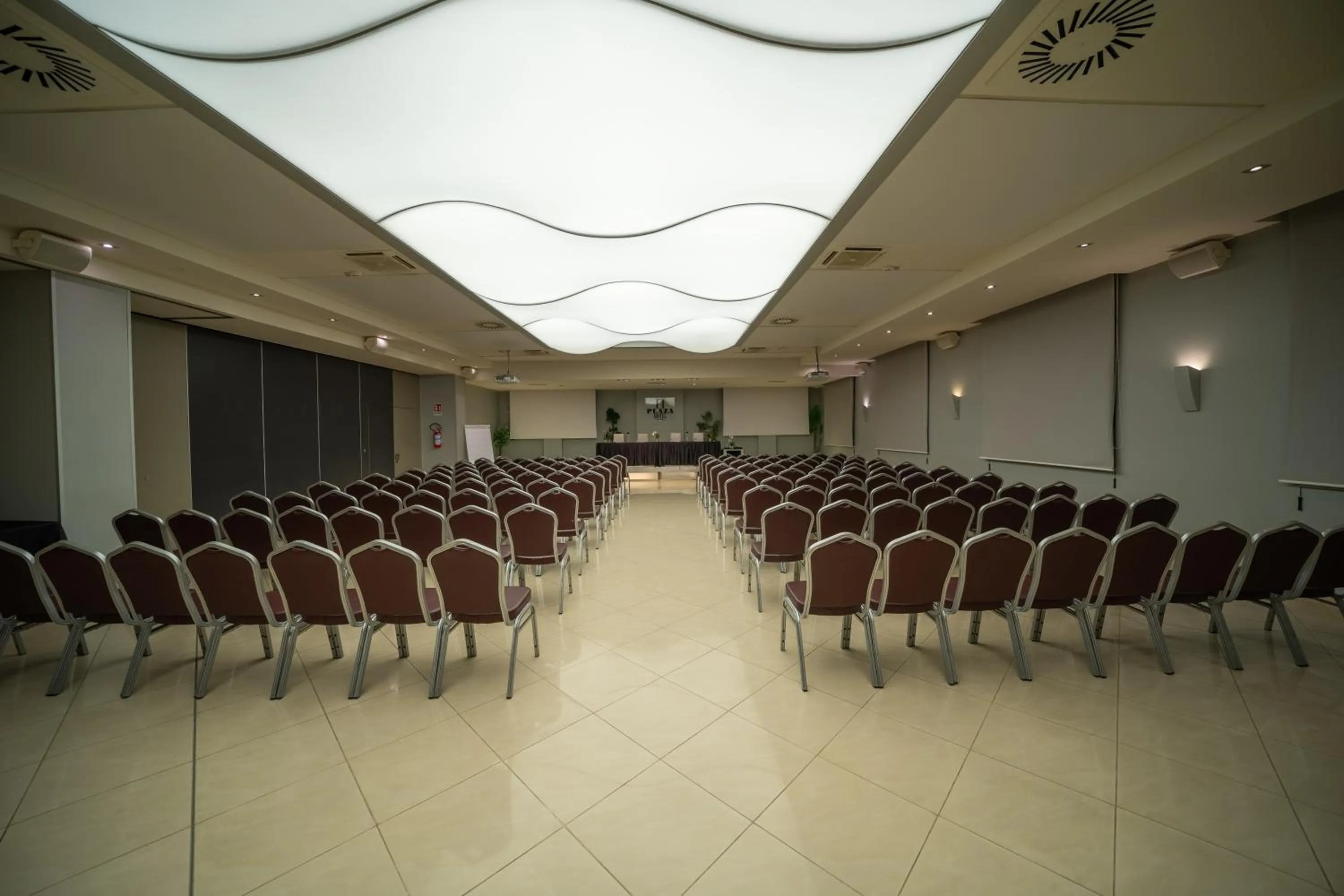 Meeting/conference room in Plaza Hotel Catania
