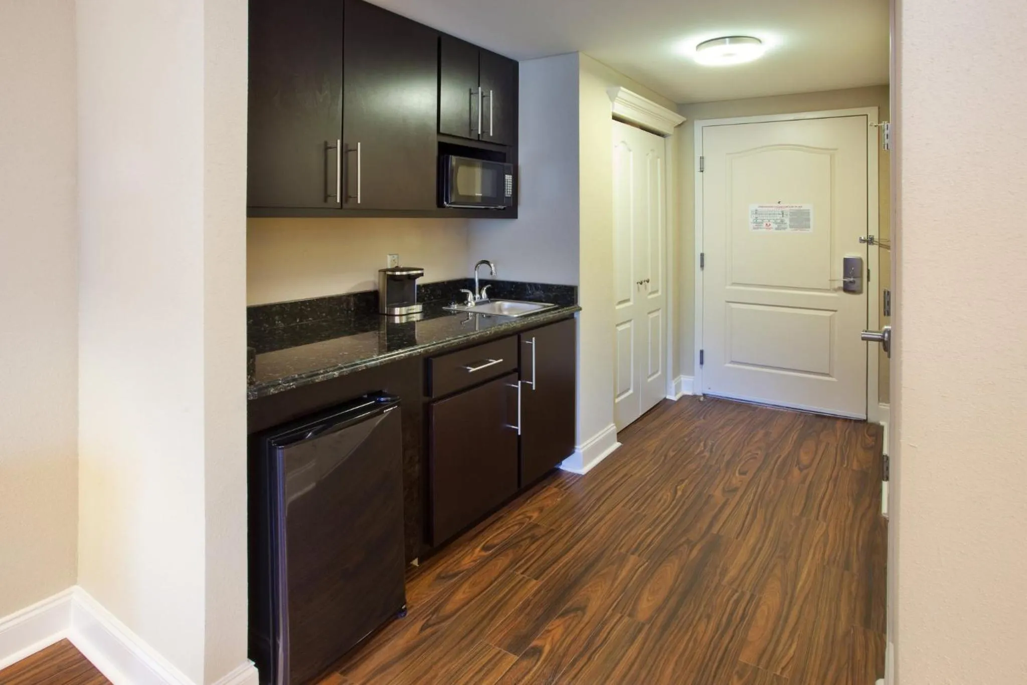 Photo of the whole room in Holiday Inn Macon North by IHG