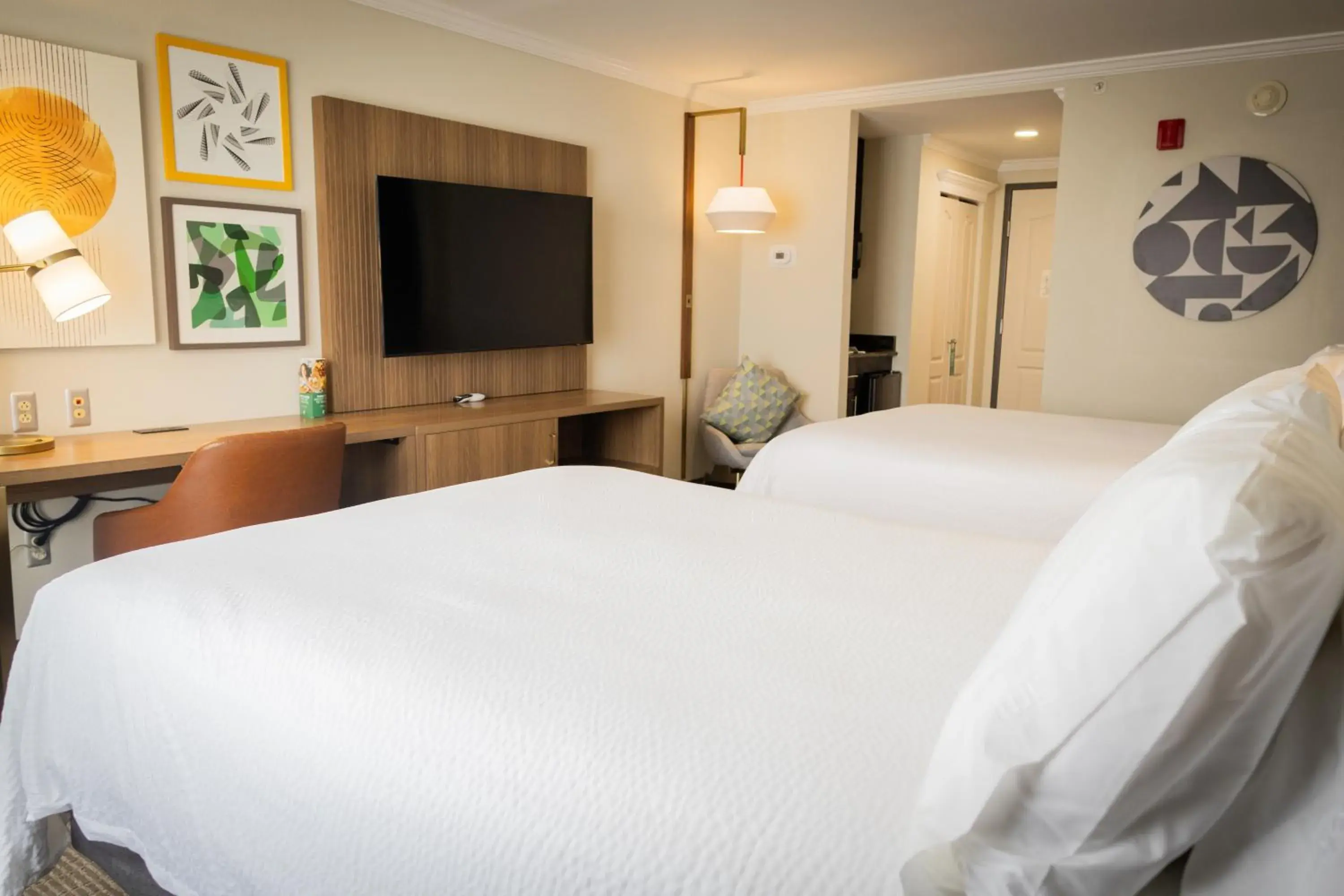 Bedroom, Bed in Holiday Inn Macon North by IHG Bedroom, Bed in Holiday Inn Macon North by IHG