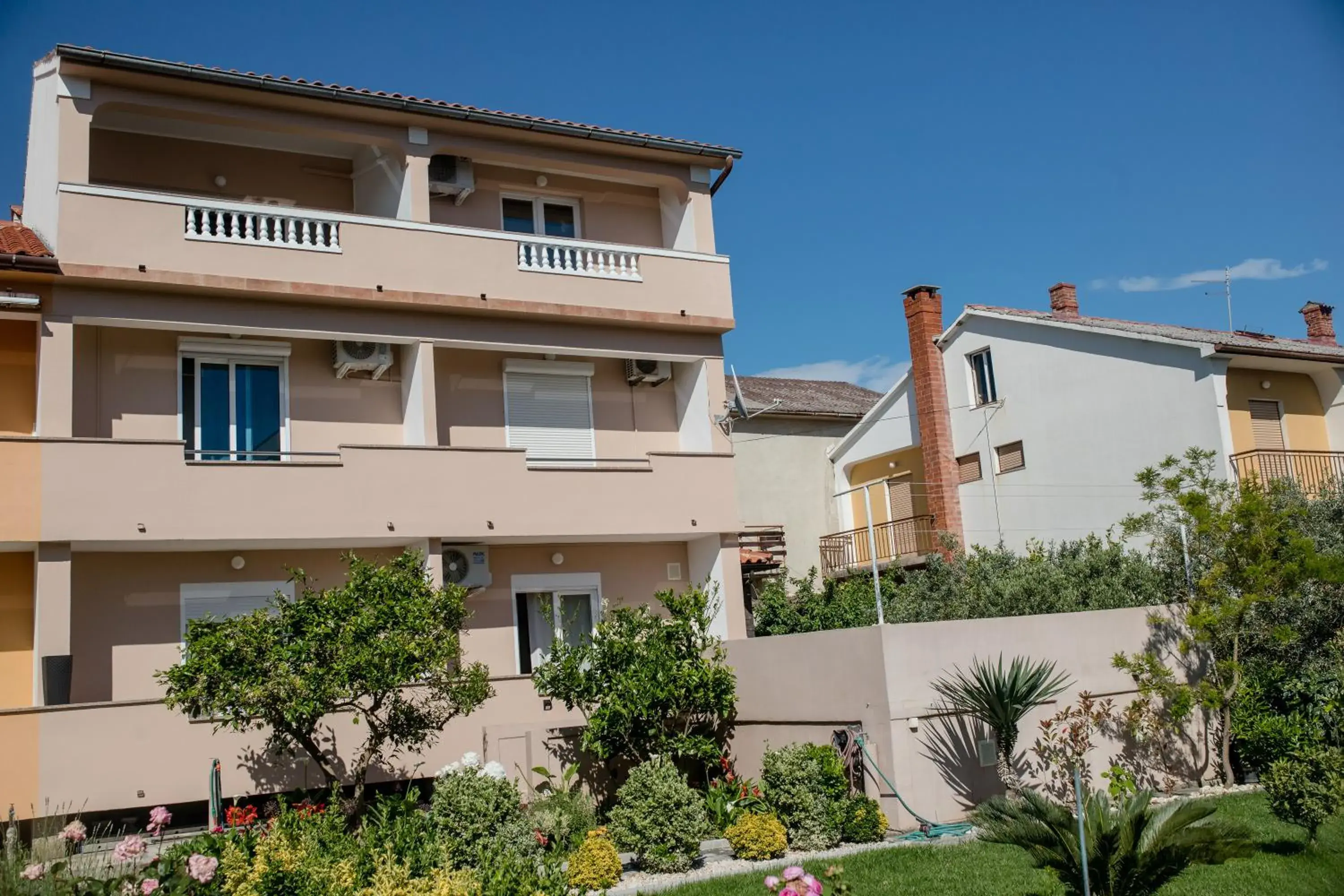 Apartments Luka Apartments Luka