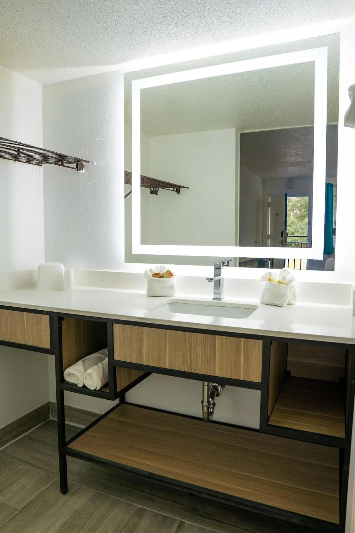 Bathroom in Rodeway Inn Clearwater - Central