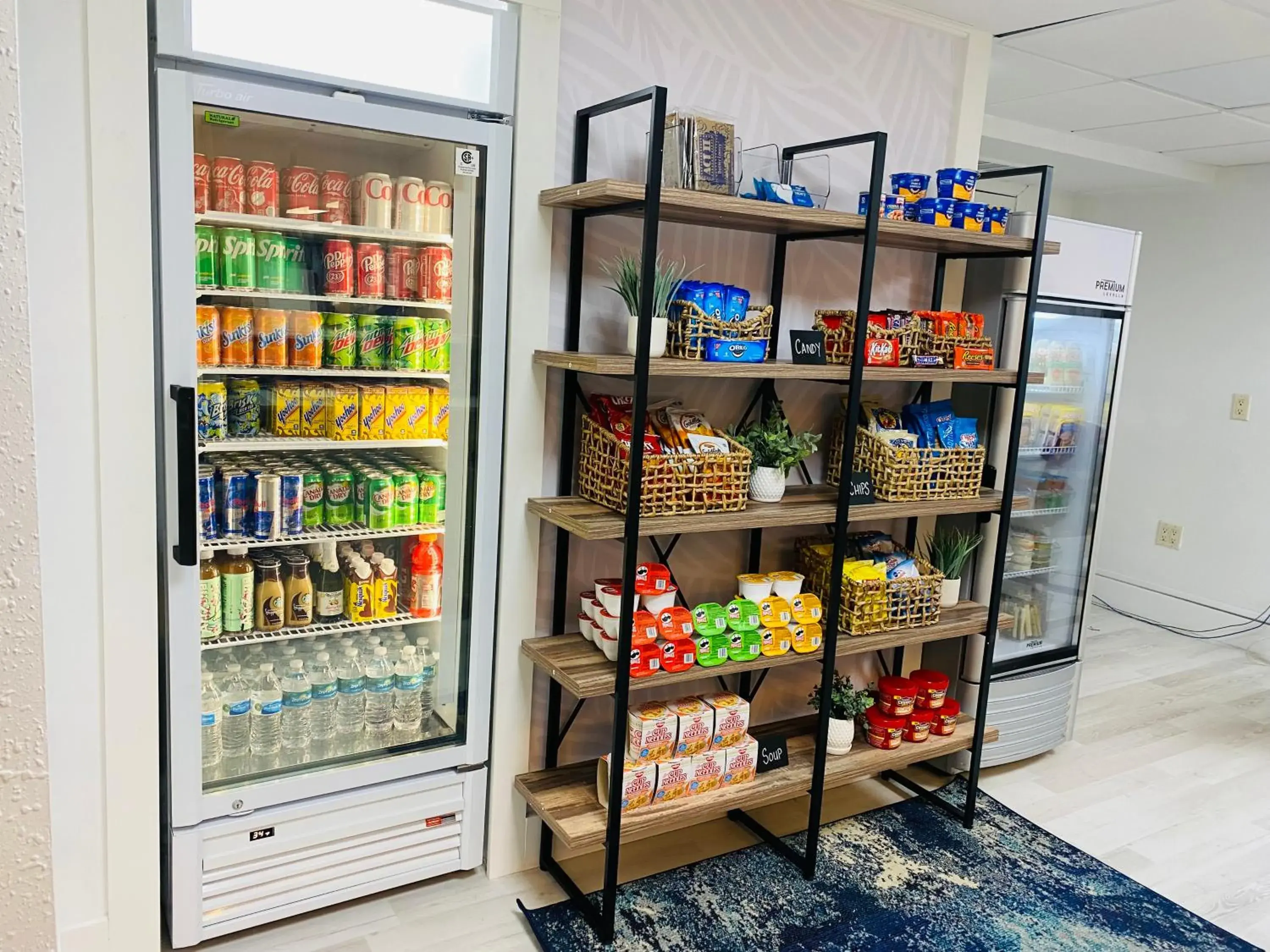 Food and drinks in Rodeway Inn Clearwater - Central Food and drinks in Rodeway Inn Clearwater - Central