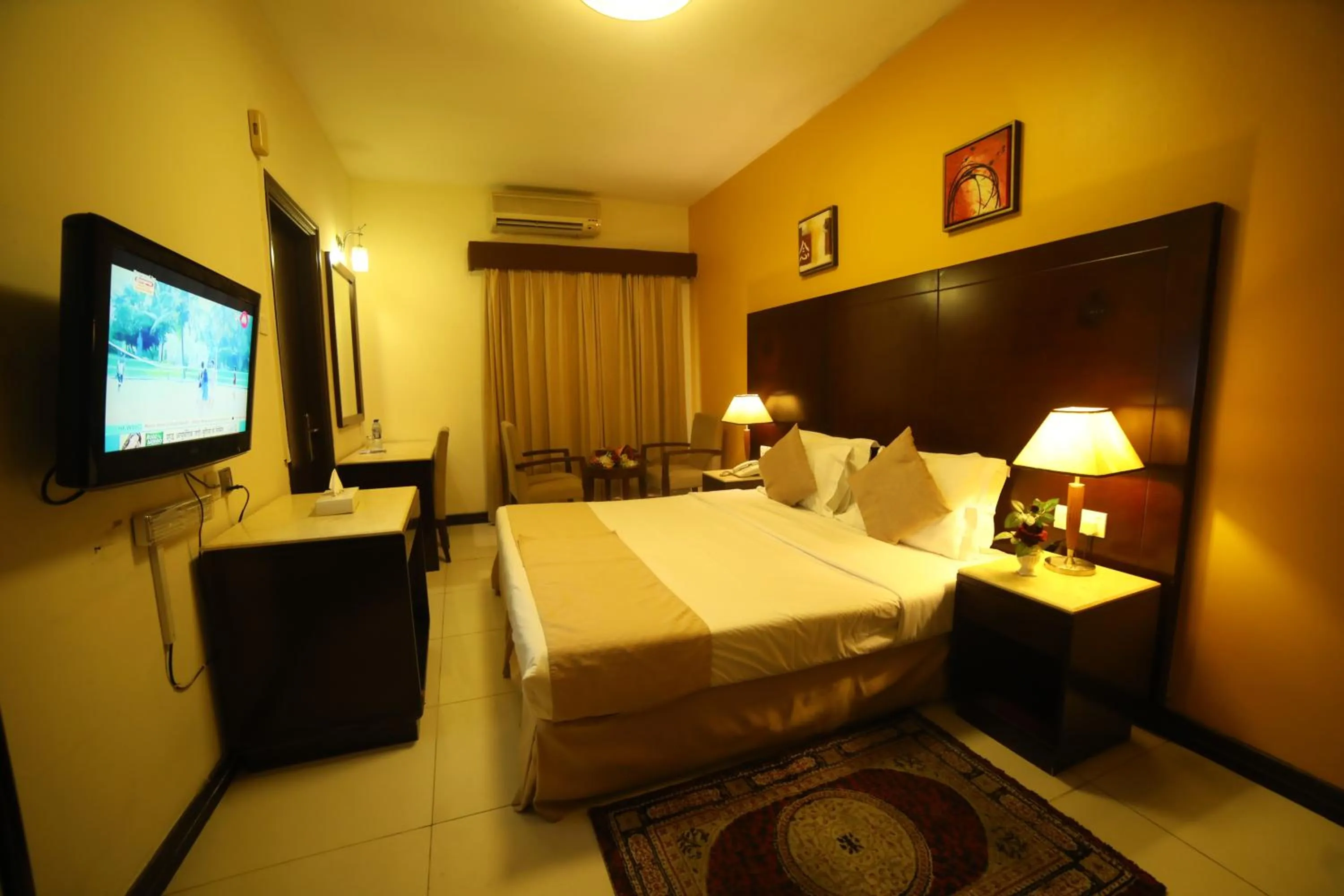 Bed in Hyde Park Hotel