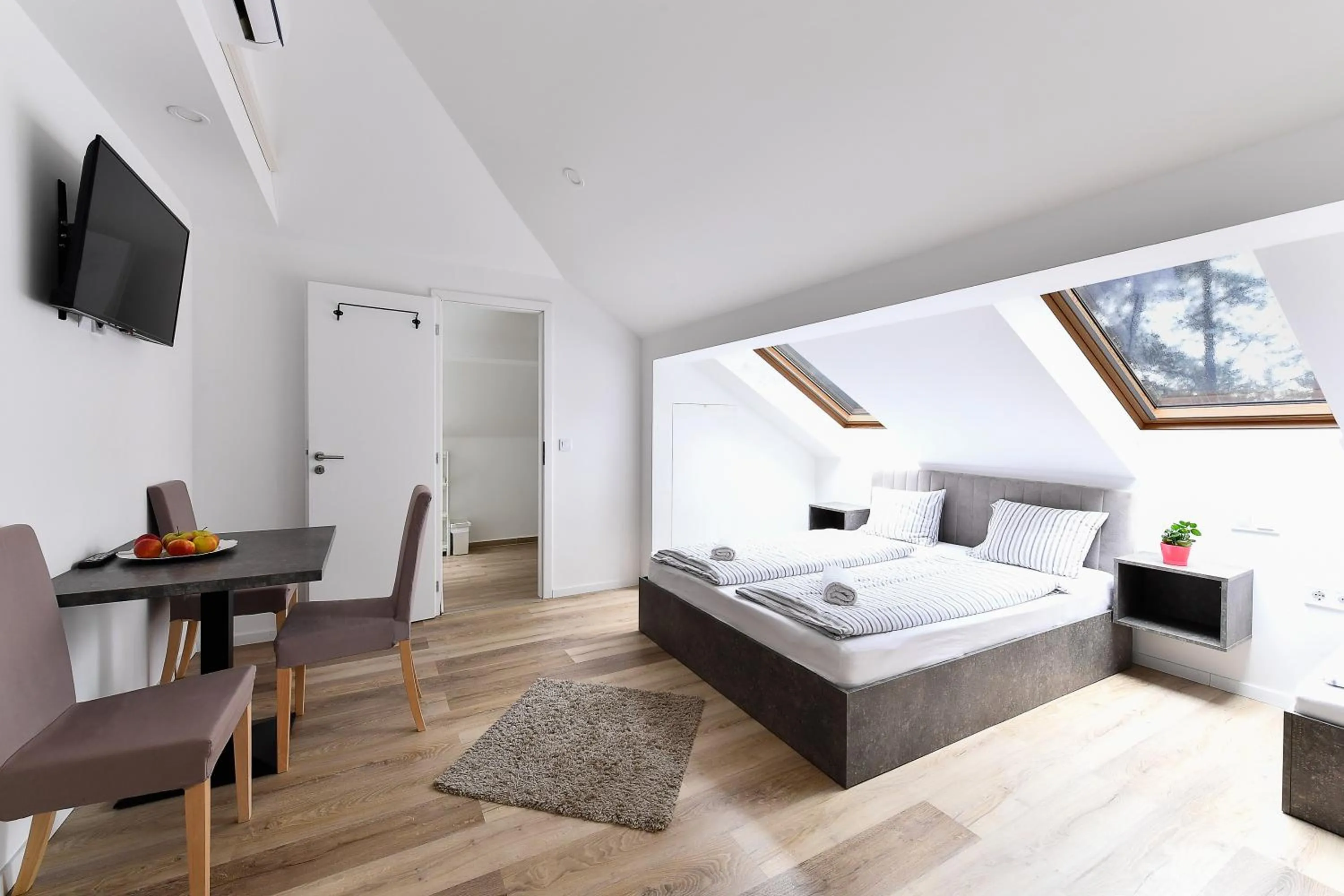 Photo of the whole room, Bed in Villa Oliver 2 Siófok