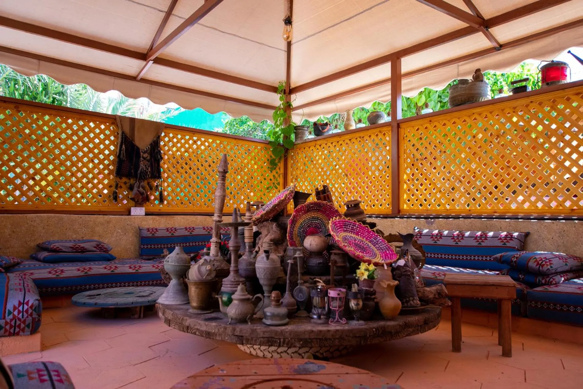 Decorative detail in Bedouin Garden Village, hotel Dive