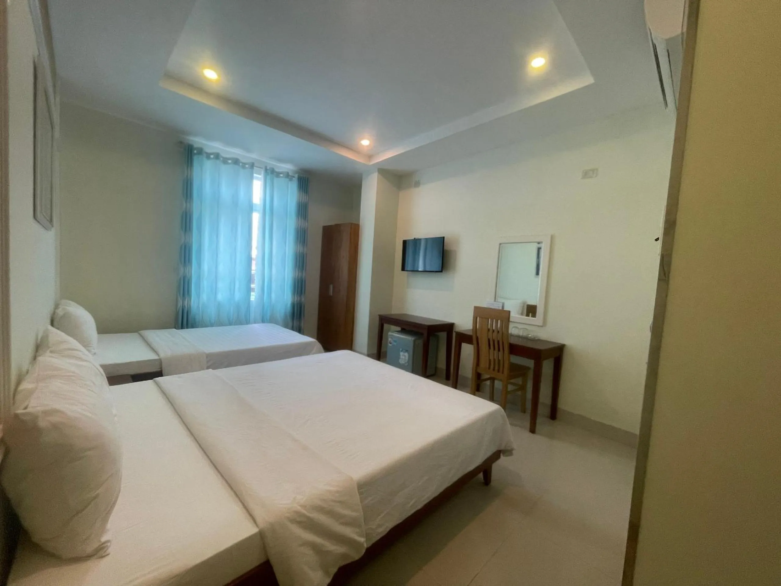 Bedroom, Bed in Ly Ky Hotel