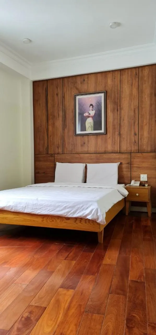 Bedroom, Bed in Ly Ky Hotel