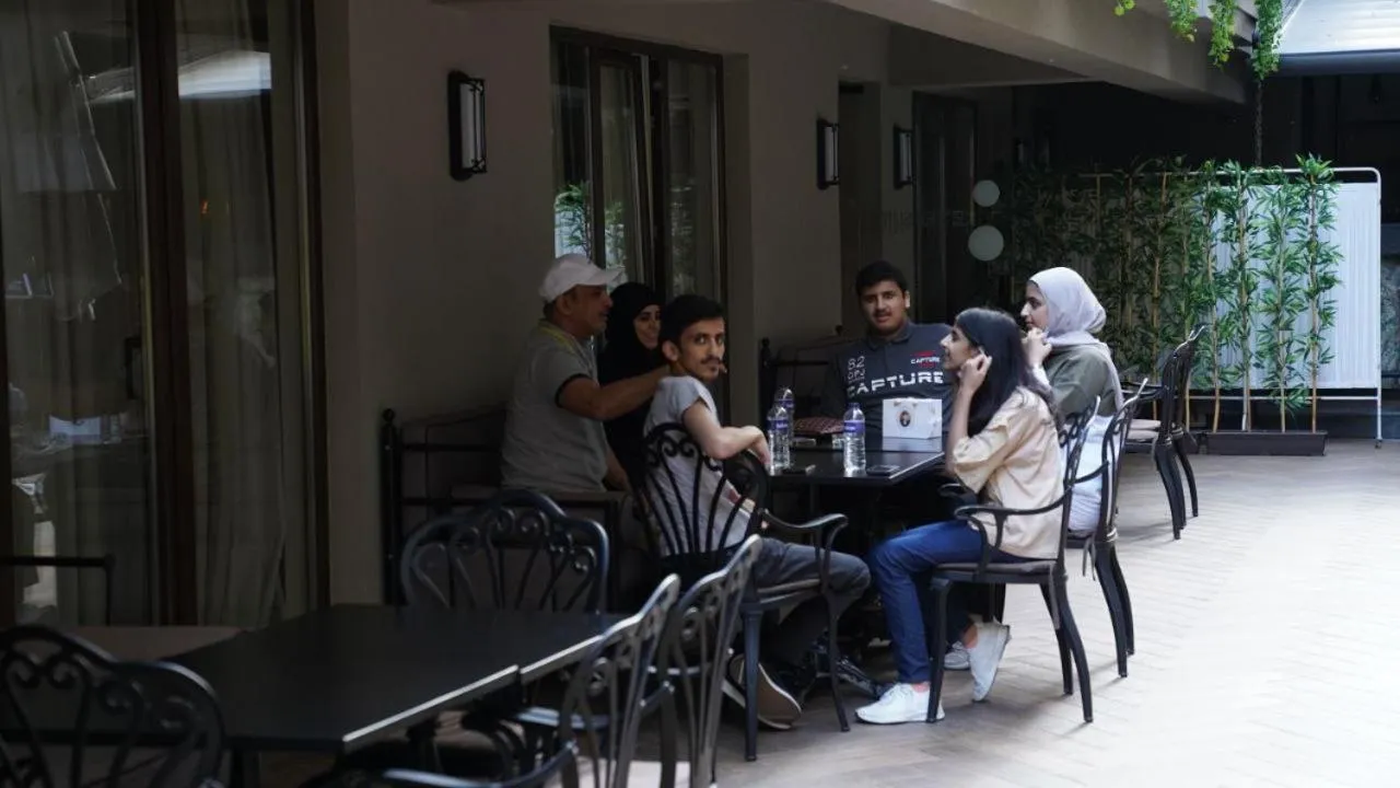 Restaurant/places to eat in Keten Suites Taksim