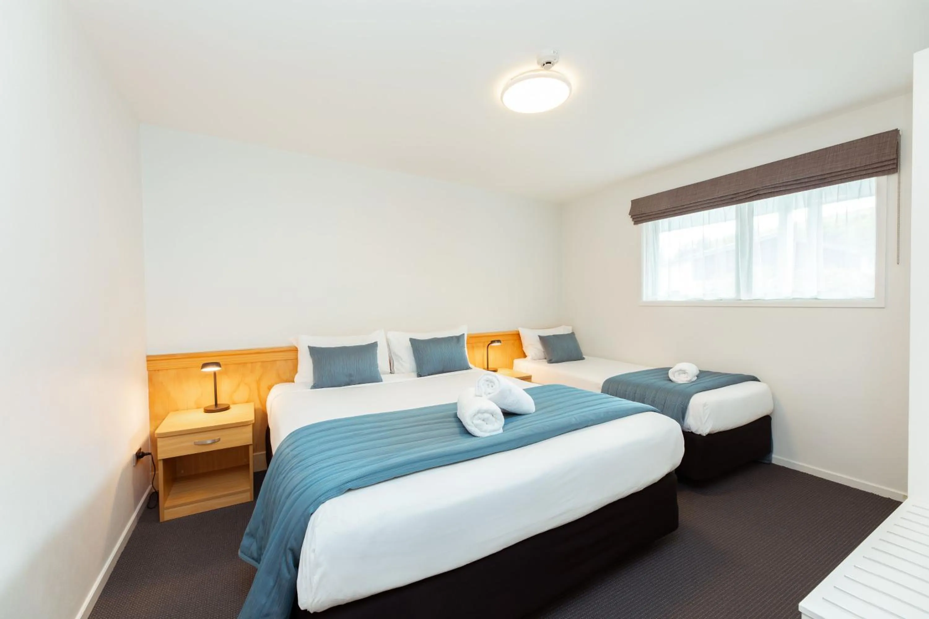 Bed in Clearbrook Motel & Serviced Apartments