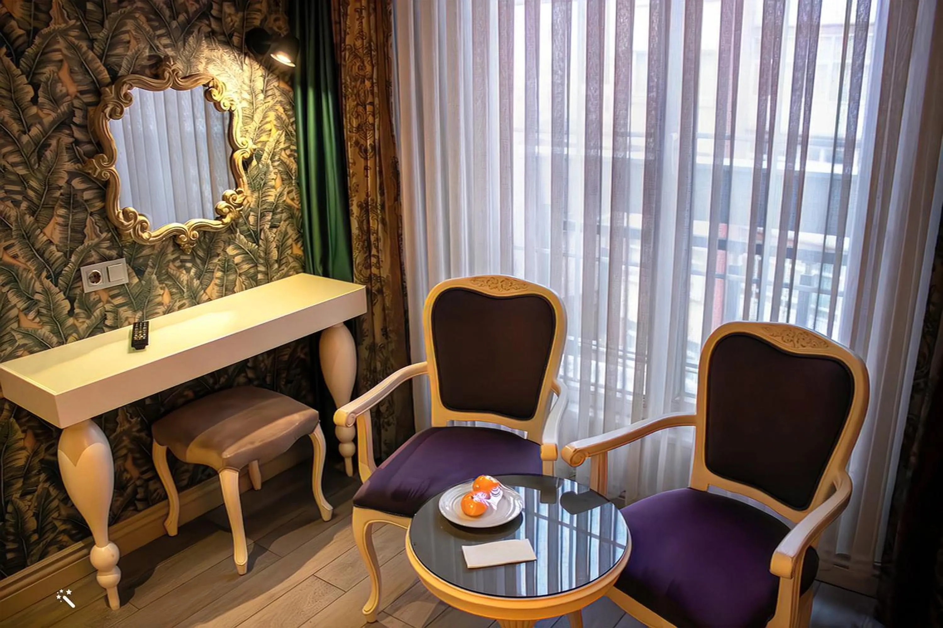 Seating area in Hotel Zade