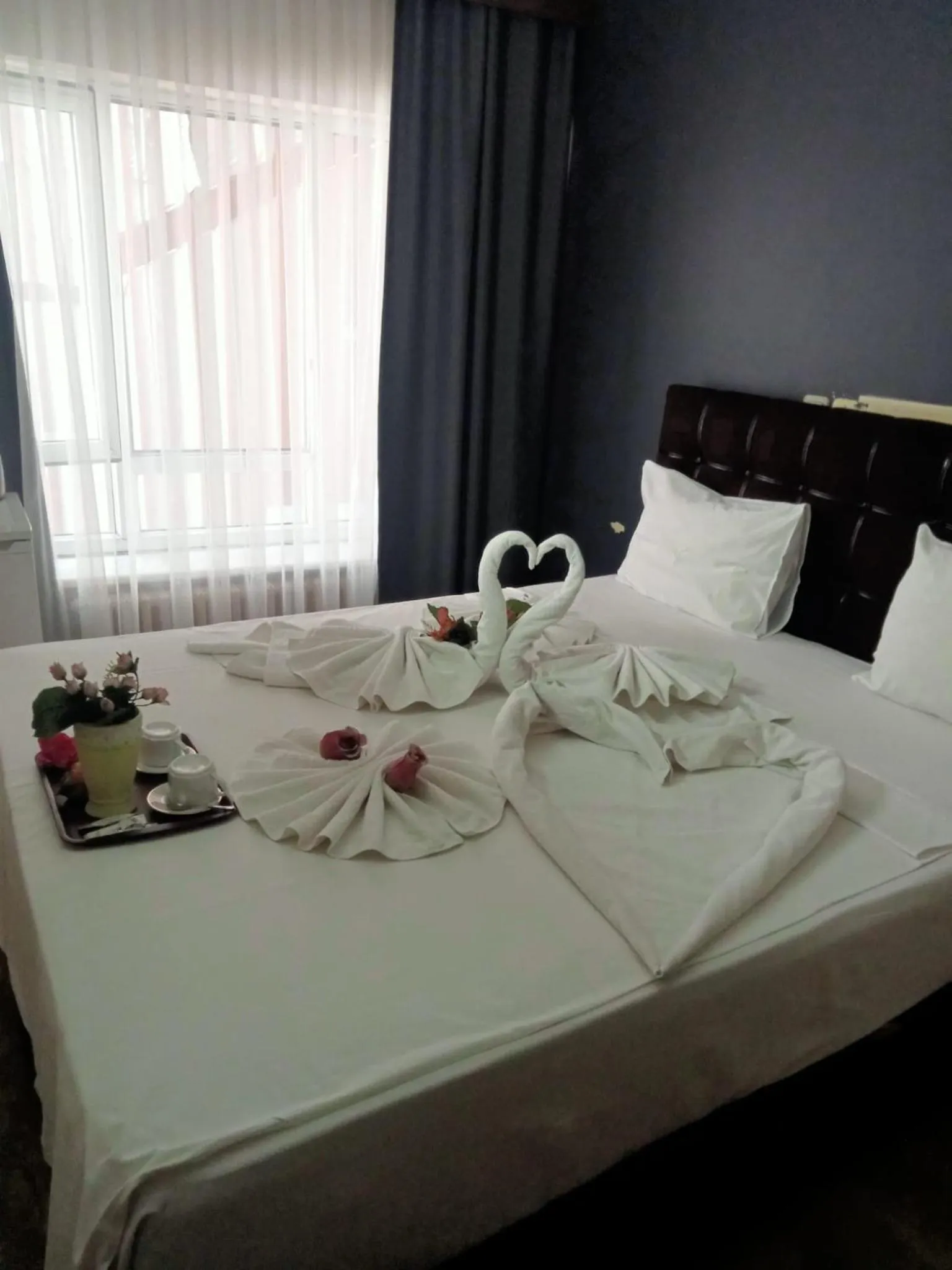 Photo of the whole room, Bed in Hotel Cesmeli