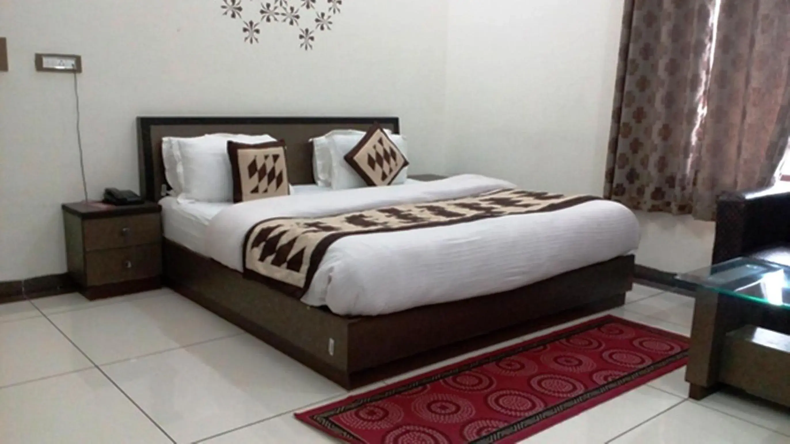 Bedroom, Bed in Hotel Sukoon Bedroom, Bed in Hotel Sukoon