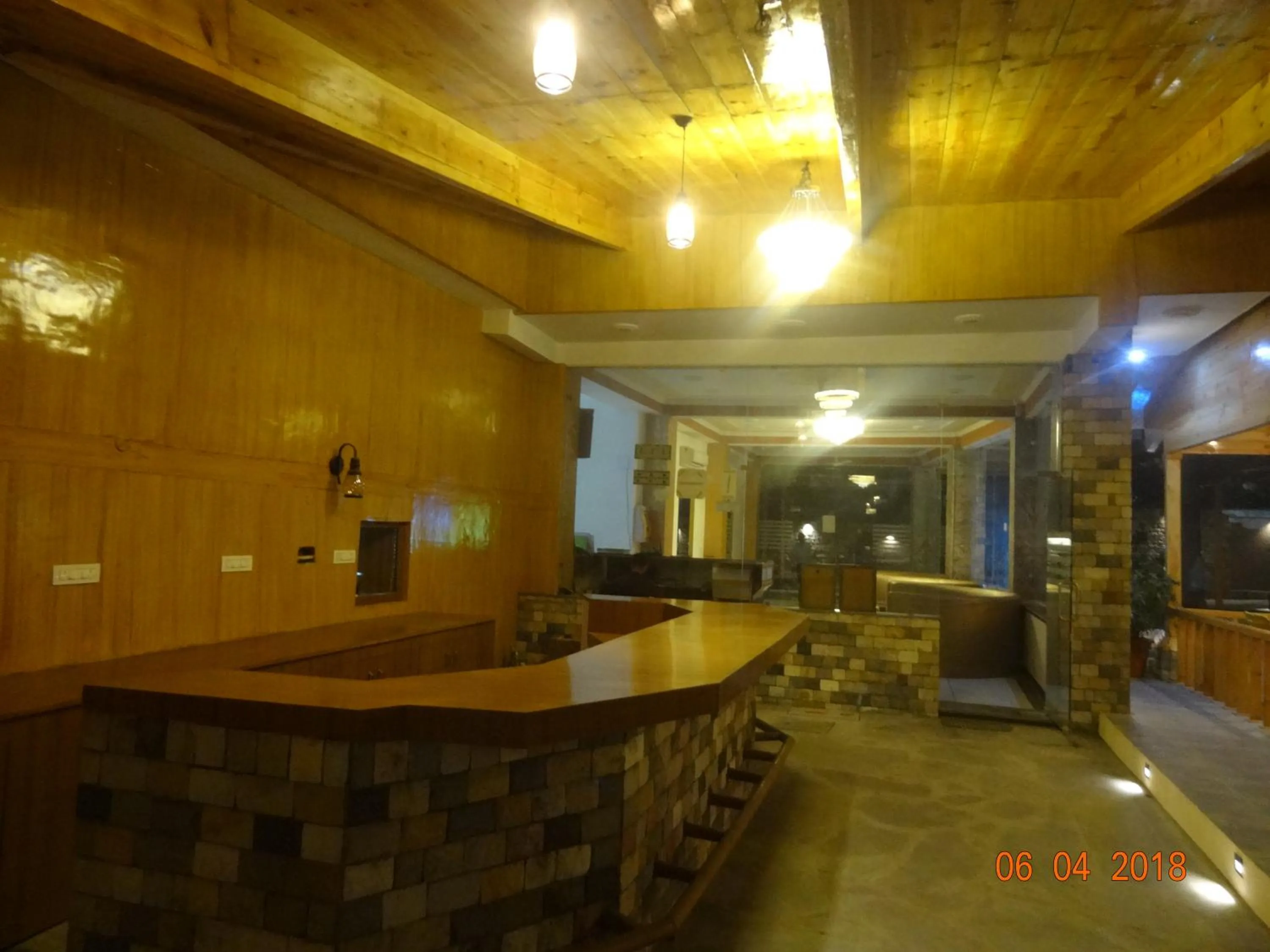 Restaurant/places to eat in Hotel Sukoon