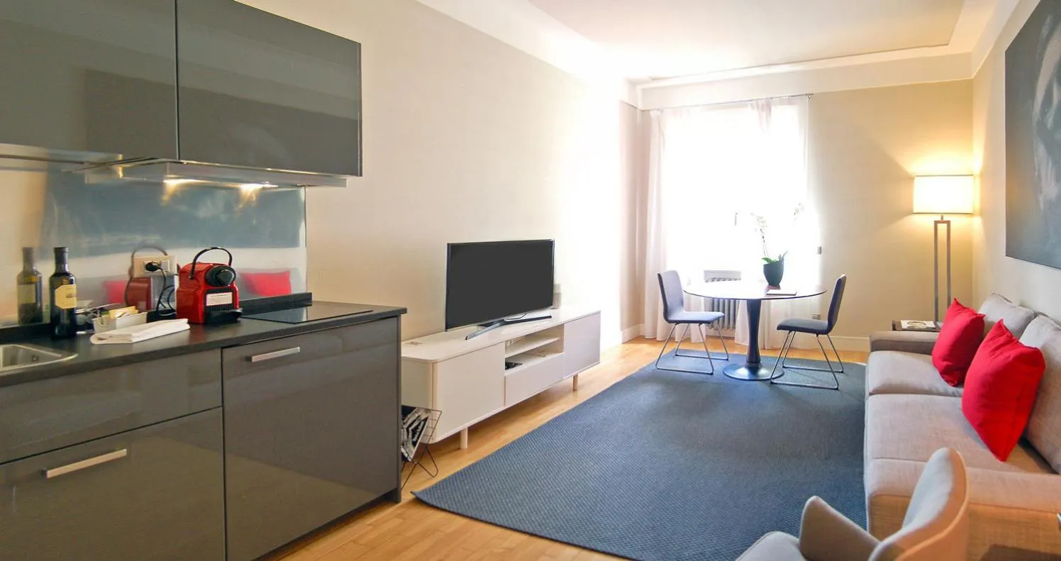 TV and multimedia in Adamas Luxury Suite