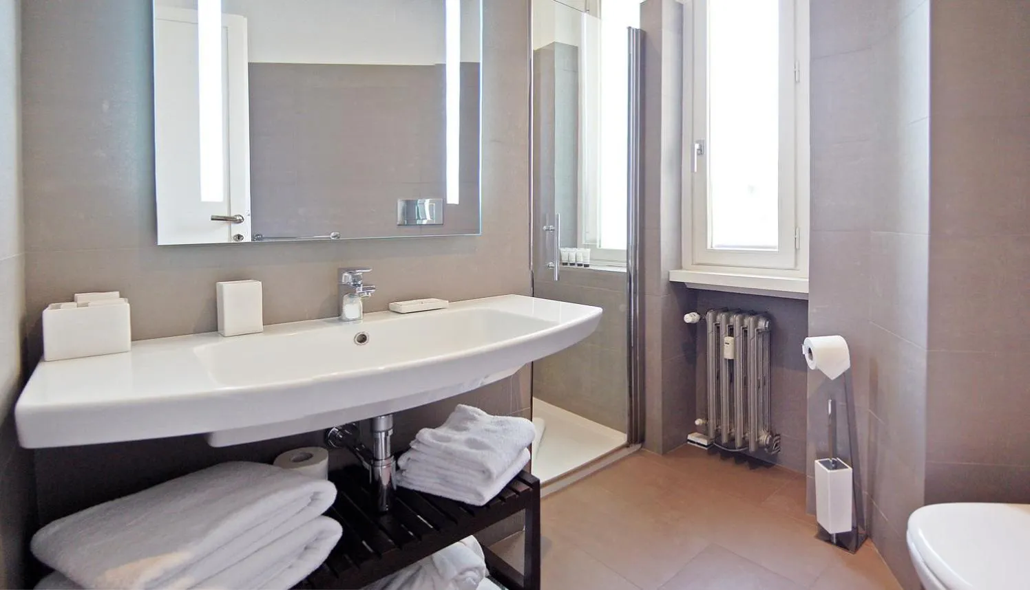 Toilet in Adamas Luxury Suite