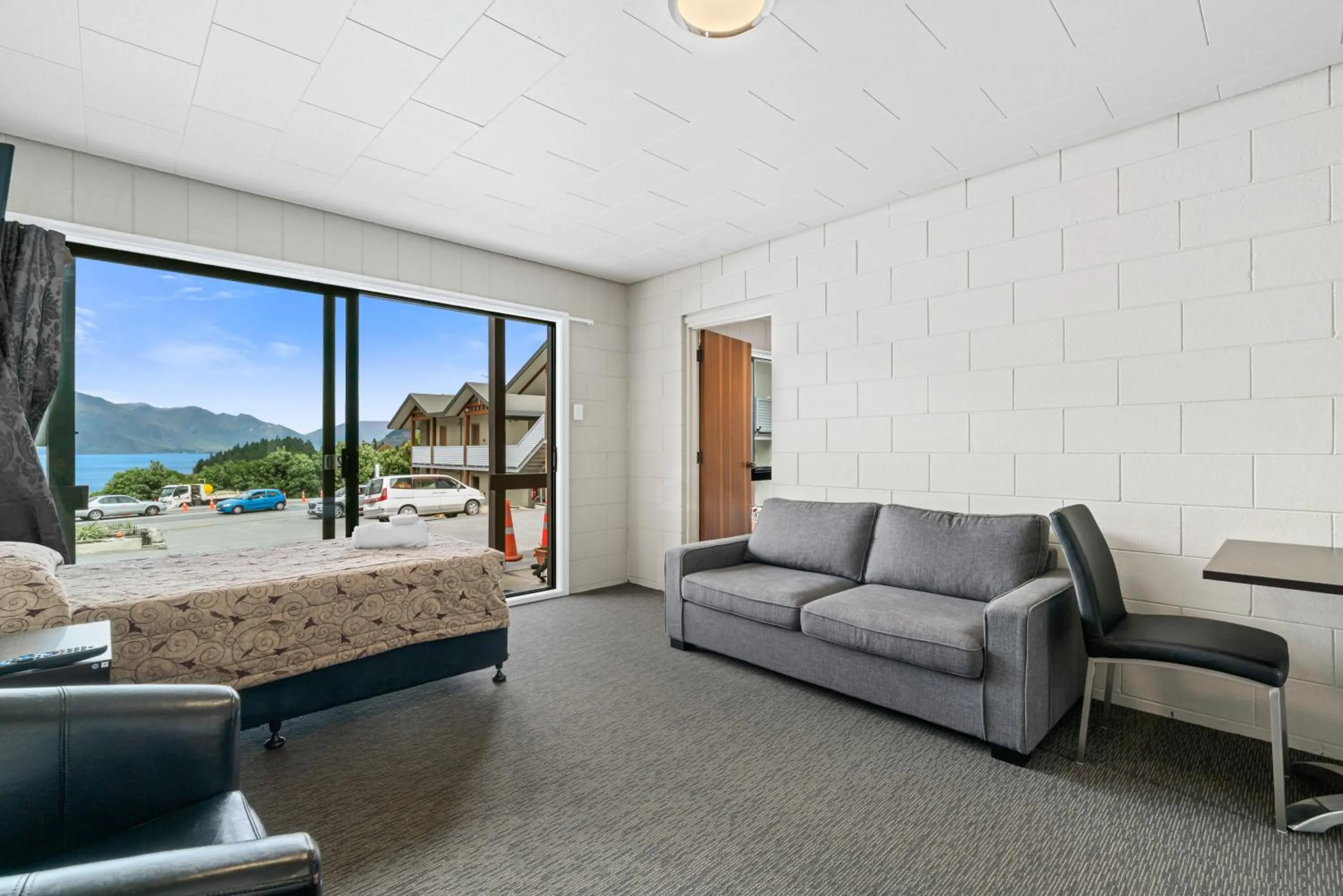 Living room in Queenstown Motel Apartments