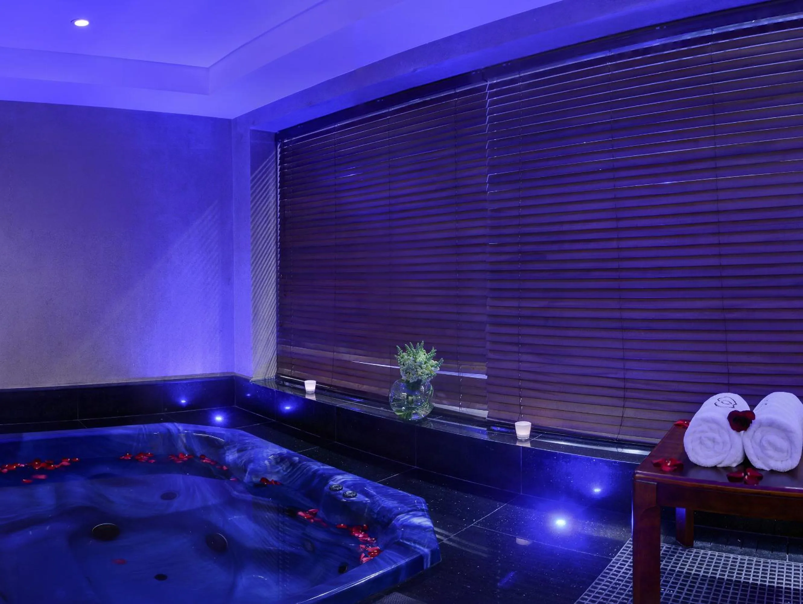 Hot Tub in Sofitel Al Khobar The Corniche