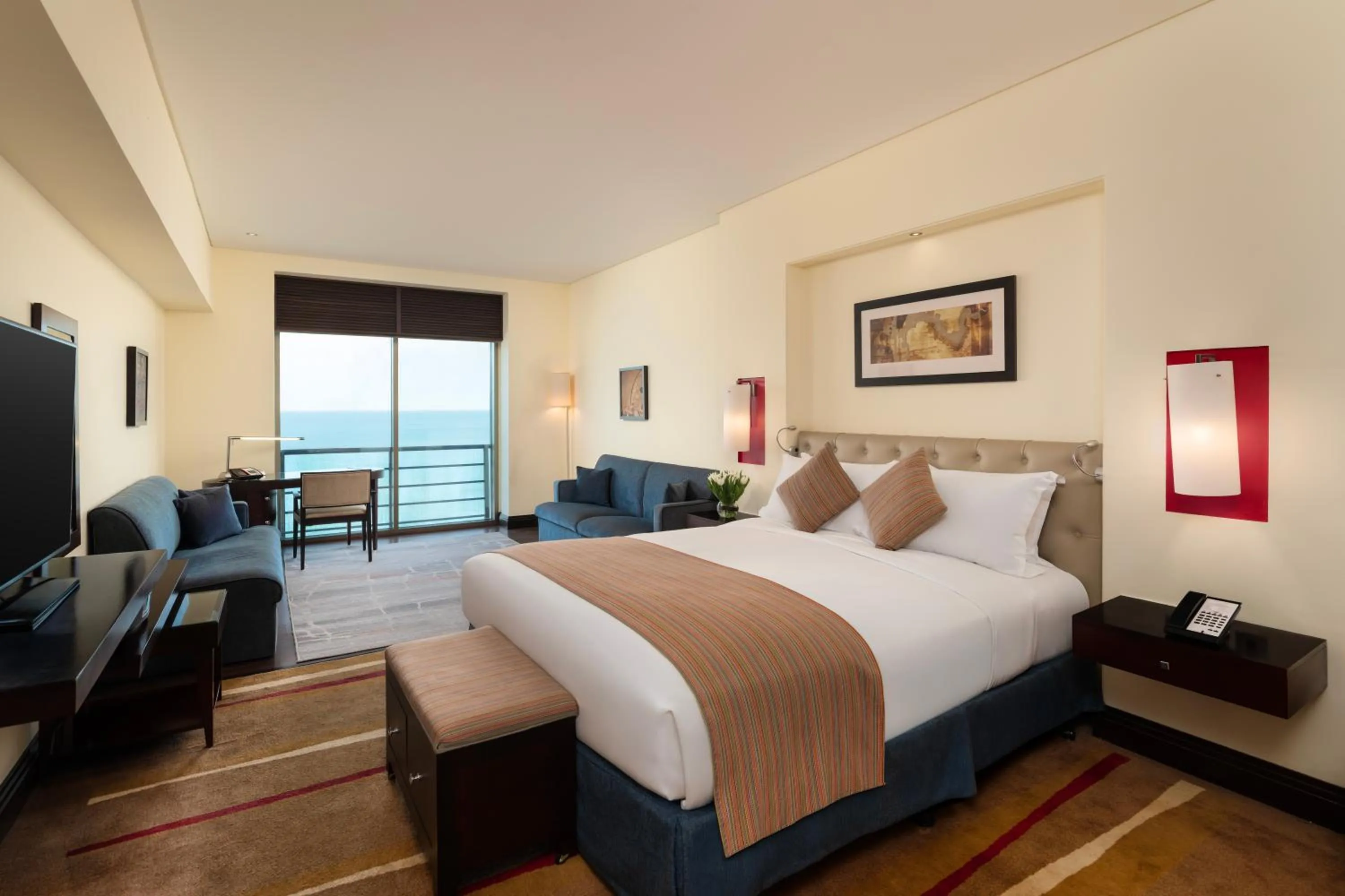 Bedroom, Bed in Sofitel Al Khobar The Corniche