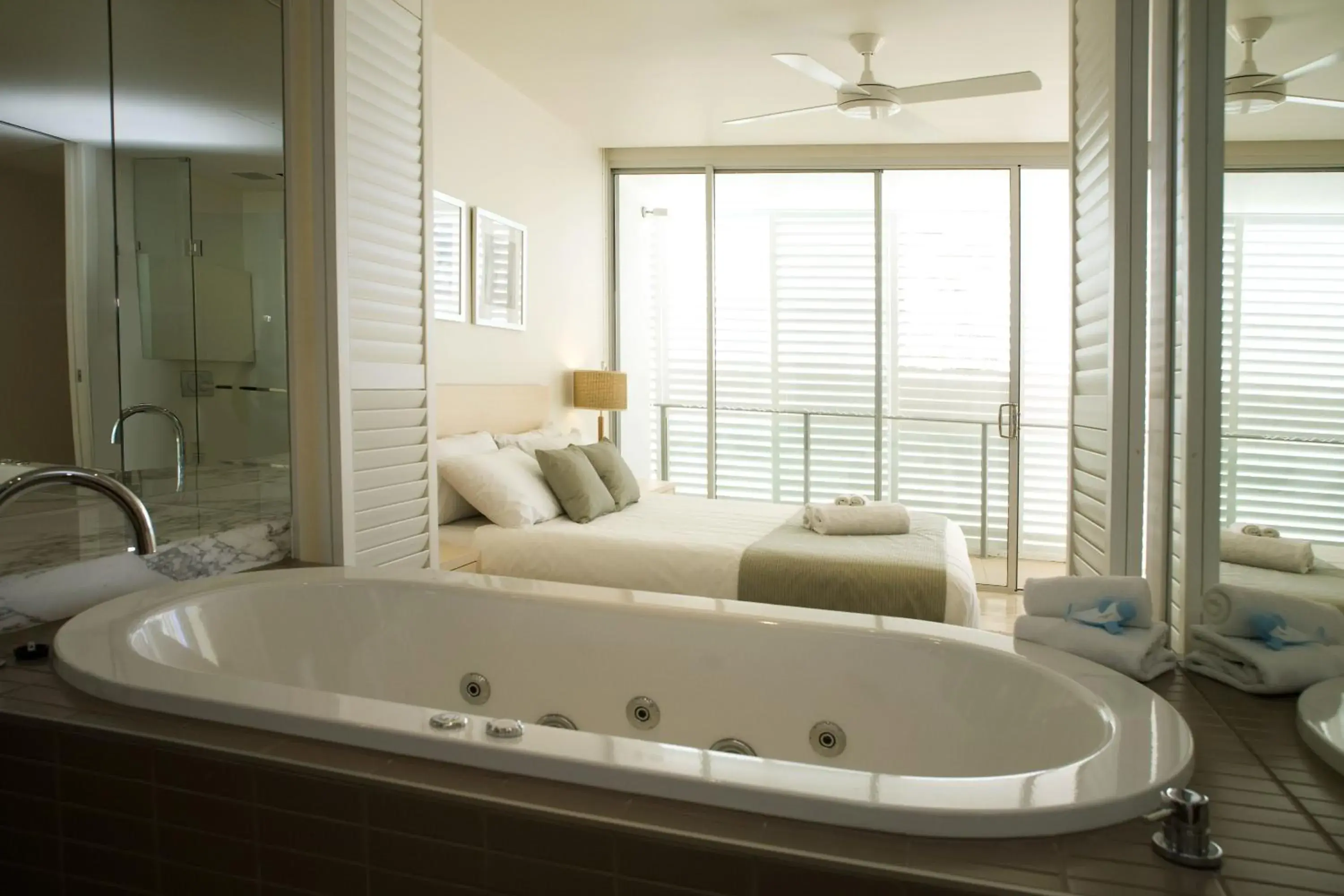 Three-Bedroom Apartment with Sea View in Plantation Resort At Rainbow Three-Bedroom Apartment with Sea View in Plantation Resort At Rainbow