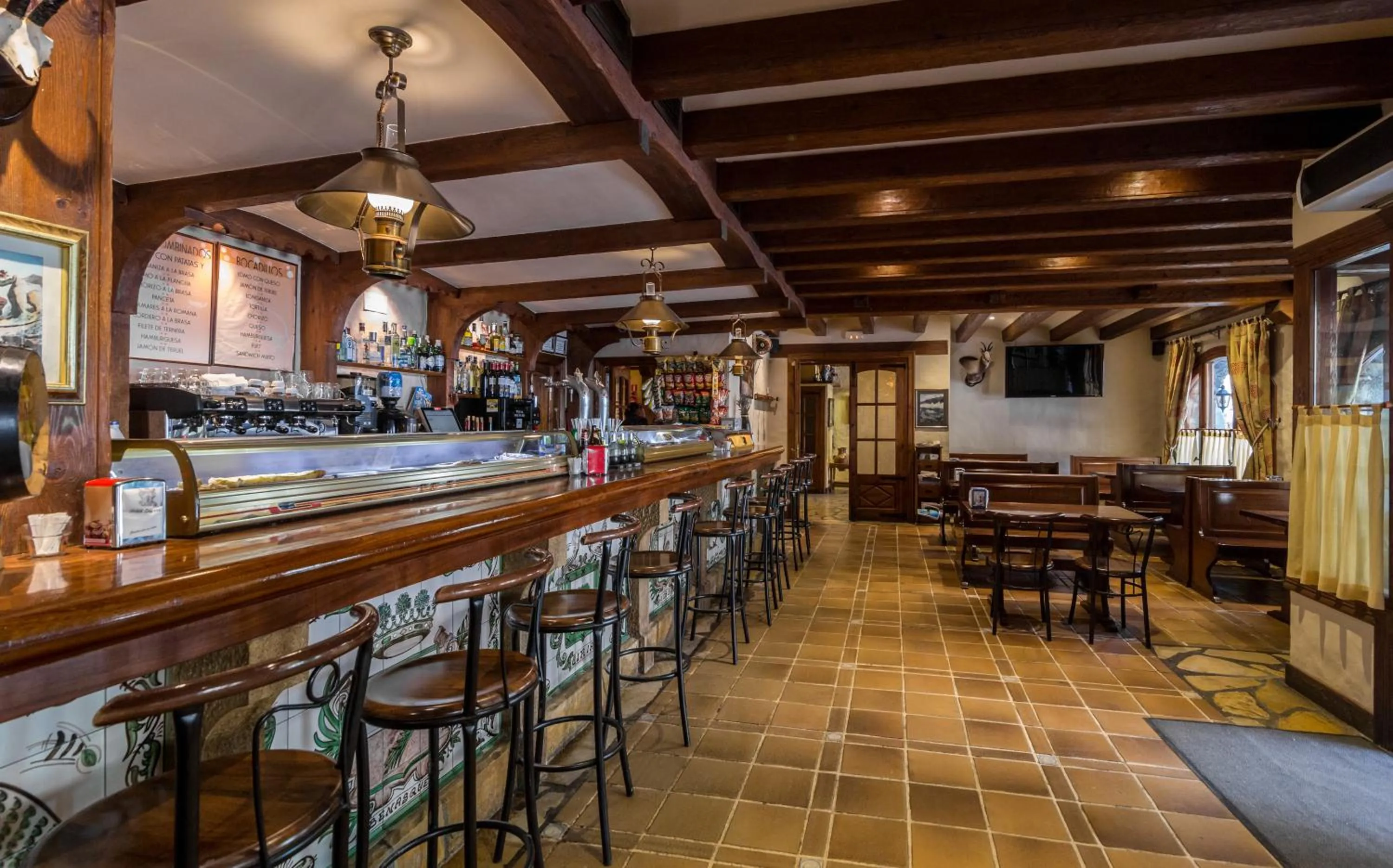 Lounge or bar in Hotel Ciria