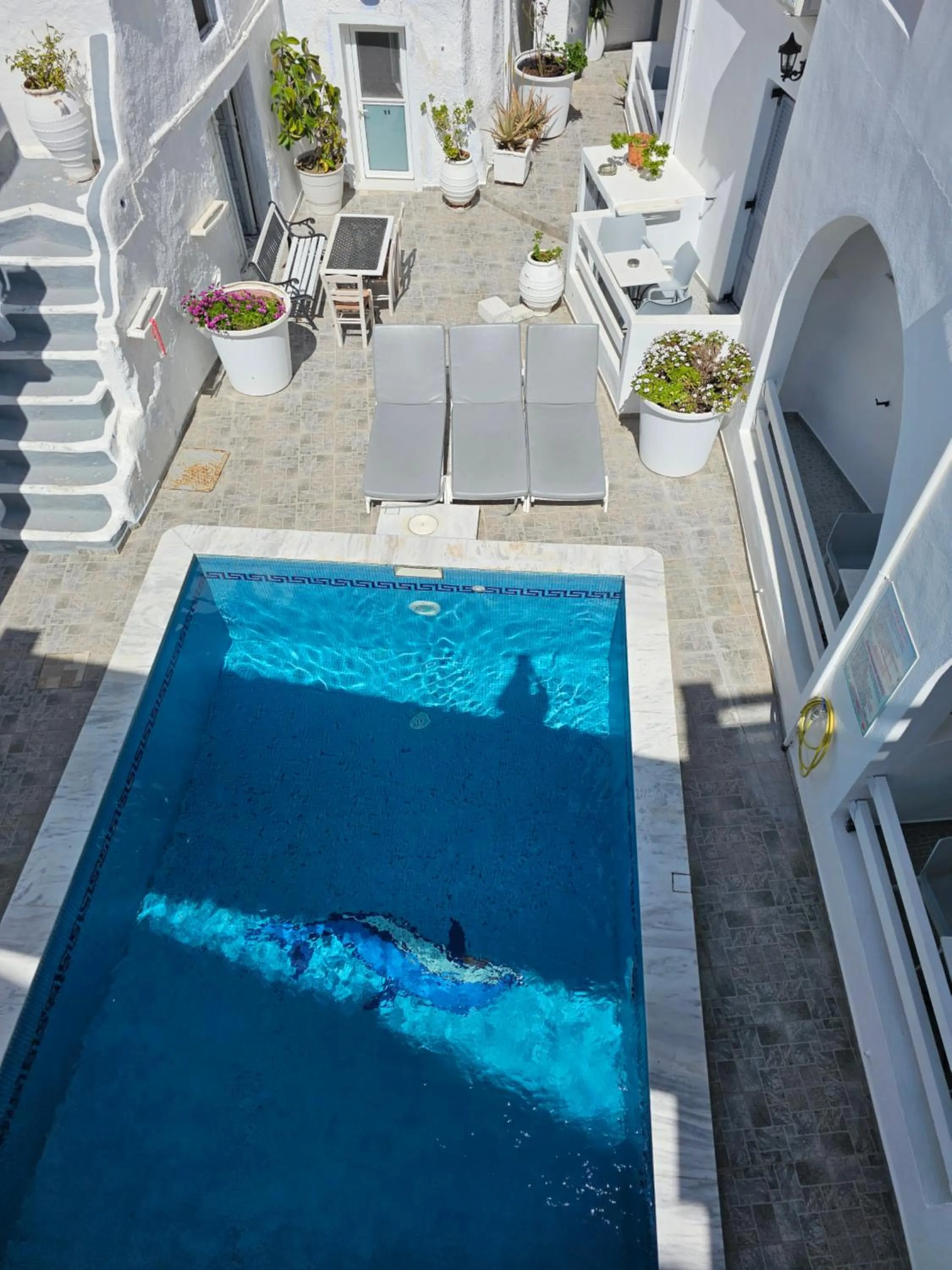 Property building in Hotel Leta