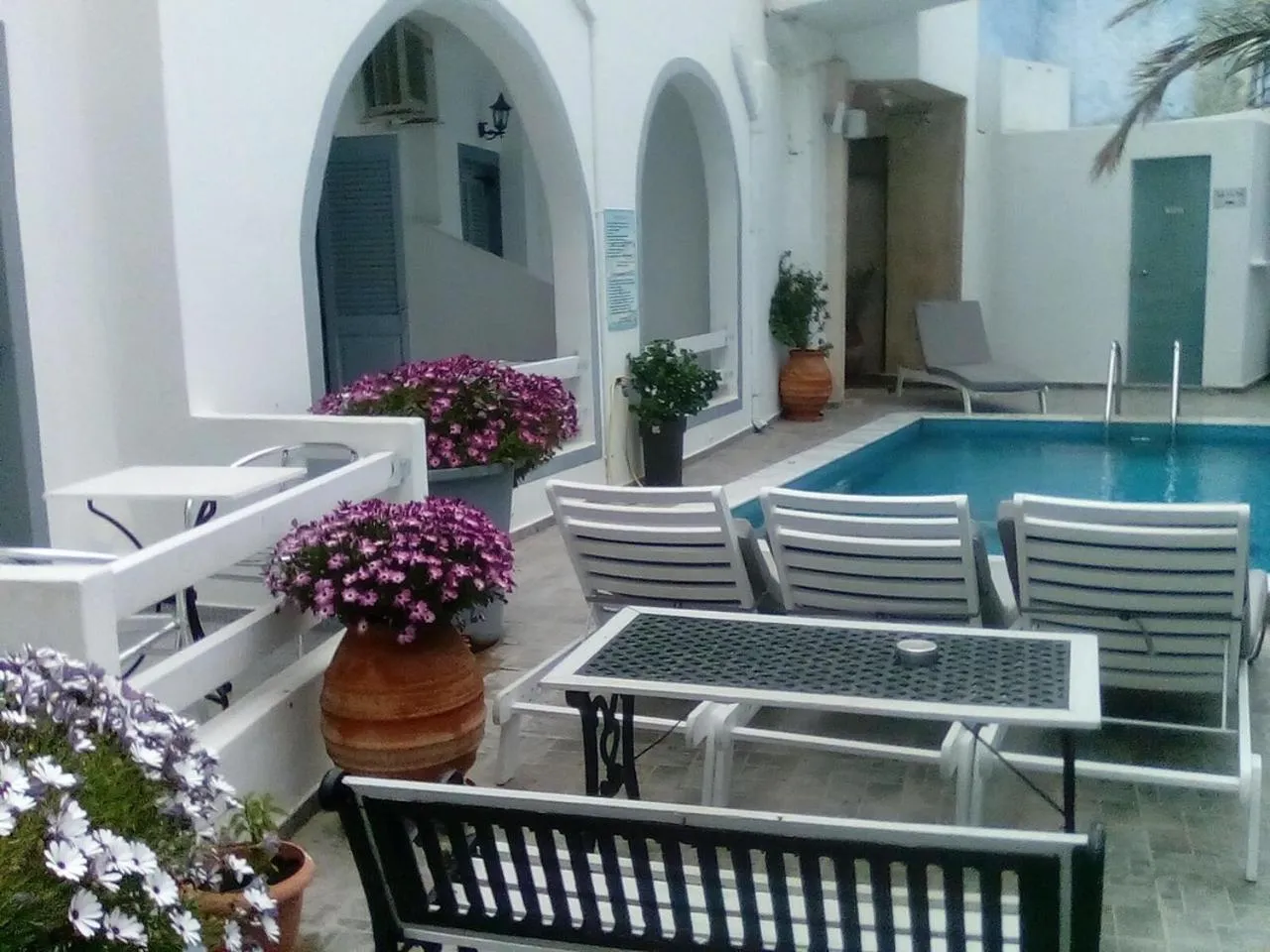 Swimming pool in Hotel Leta