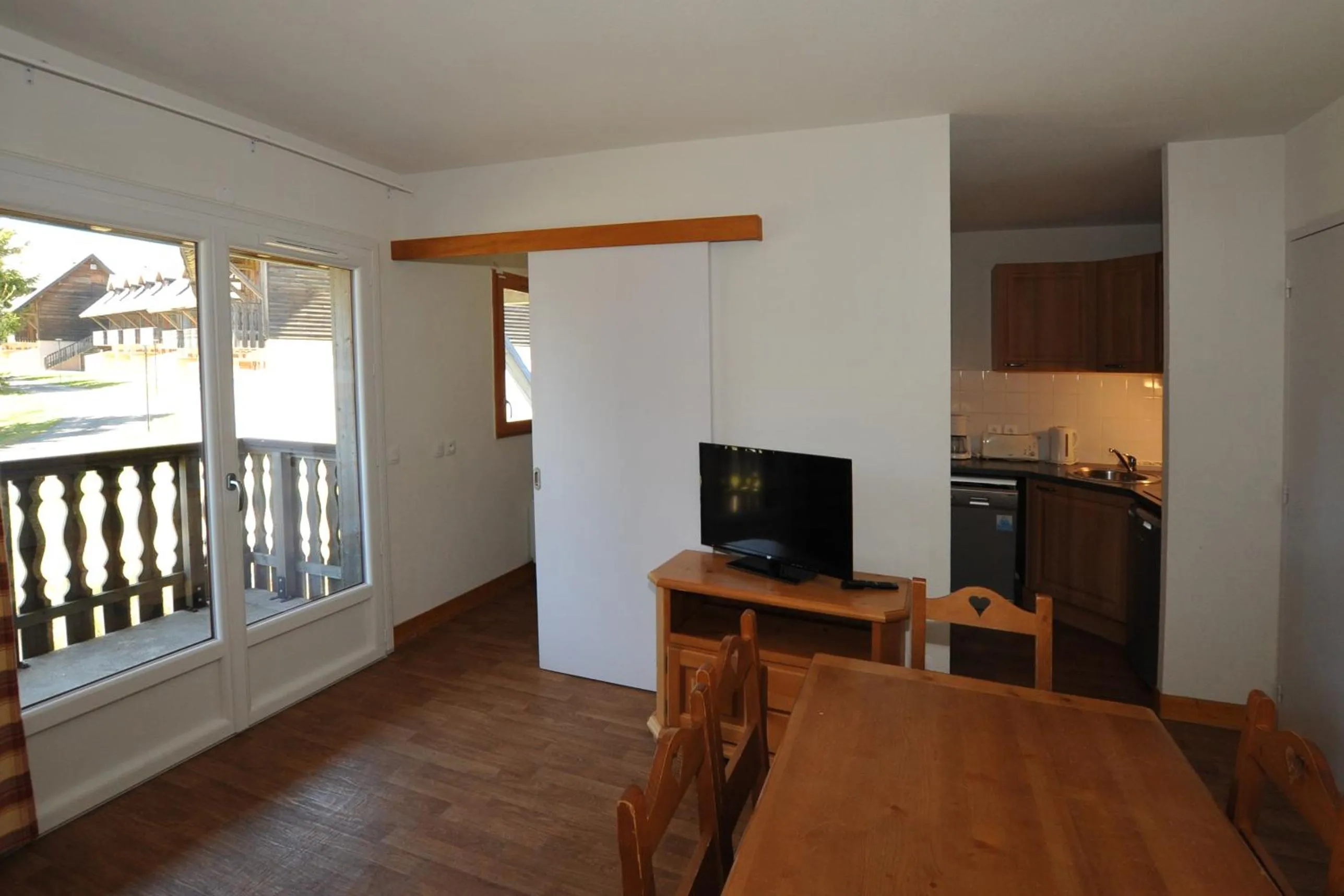 Communal lounge/ TV room in Résidence Le Bois de la Reine