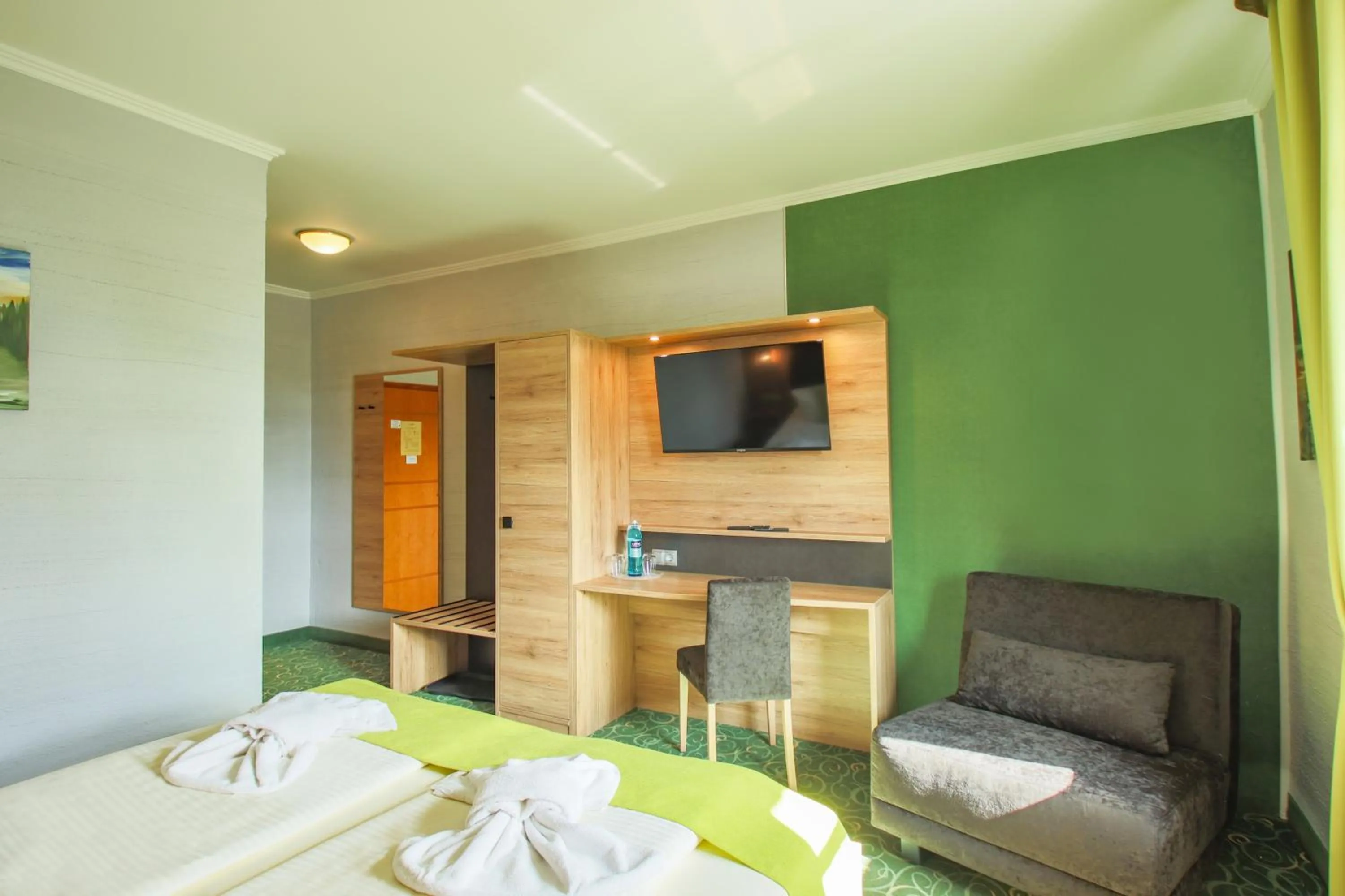 Photo of the whole room in Panorama Berghotel Wettiner Höhe