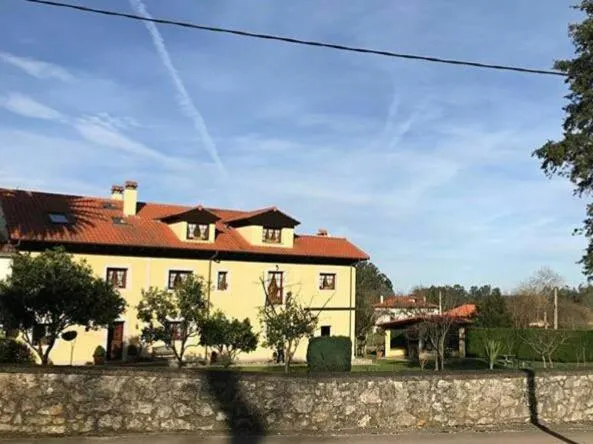 Property building in Casa de Aldea El Frade